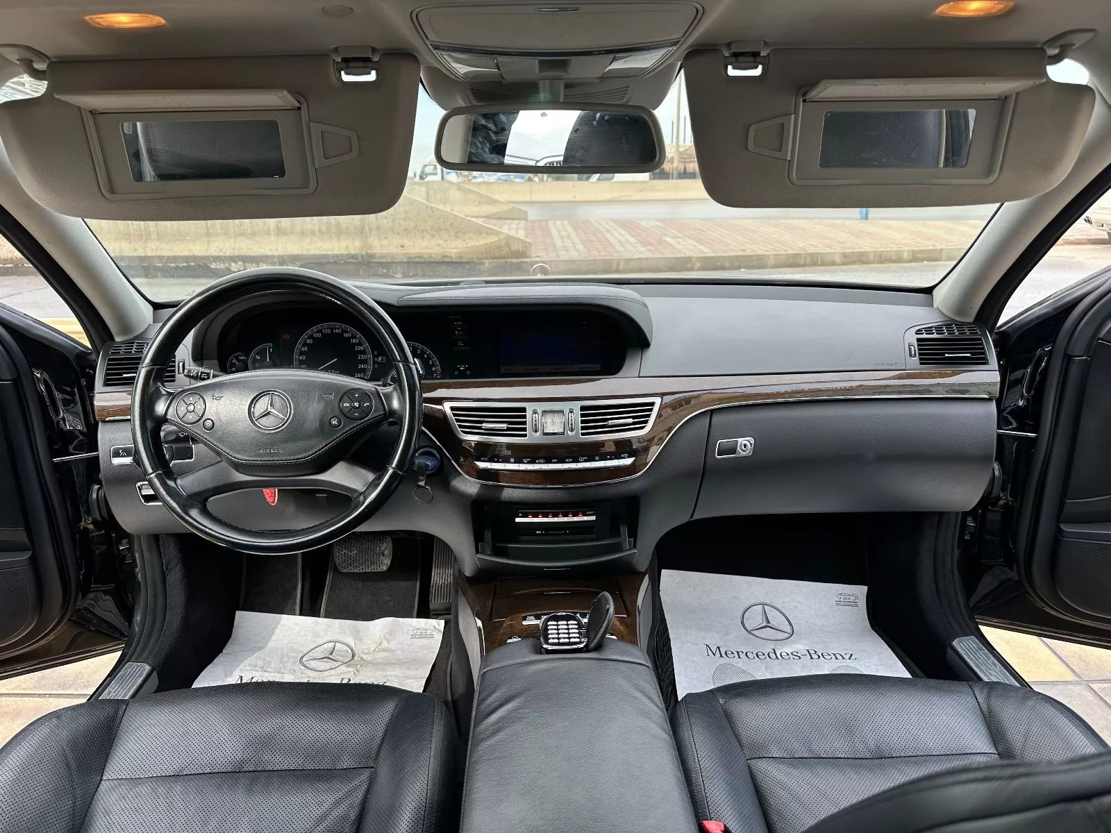 Mercedes-Benz Classe S à Tunis - Photo 9