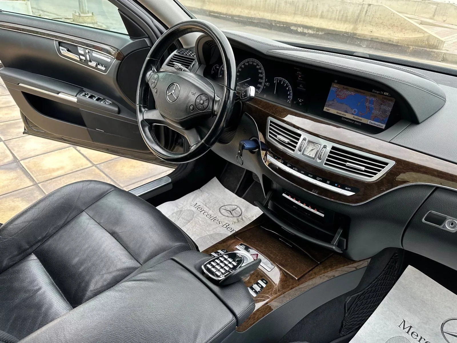 Mercedes-Benz Classe S à Tunis - Photo 17