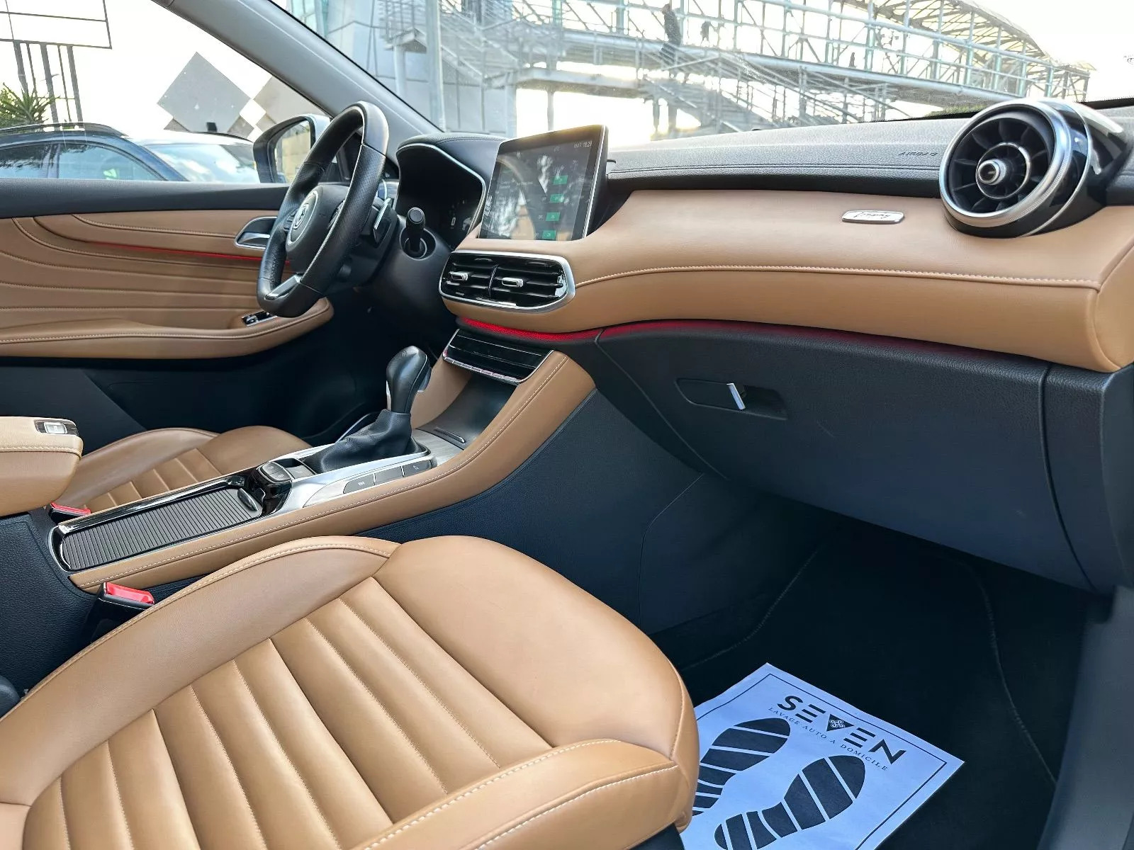 MG HS Luxury à Ben Arous - Photo 8