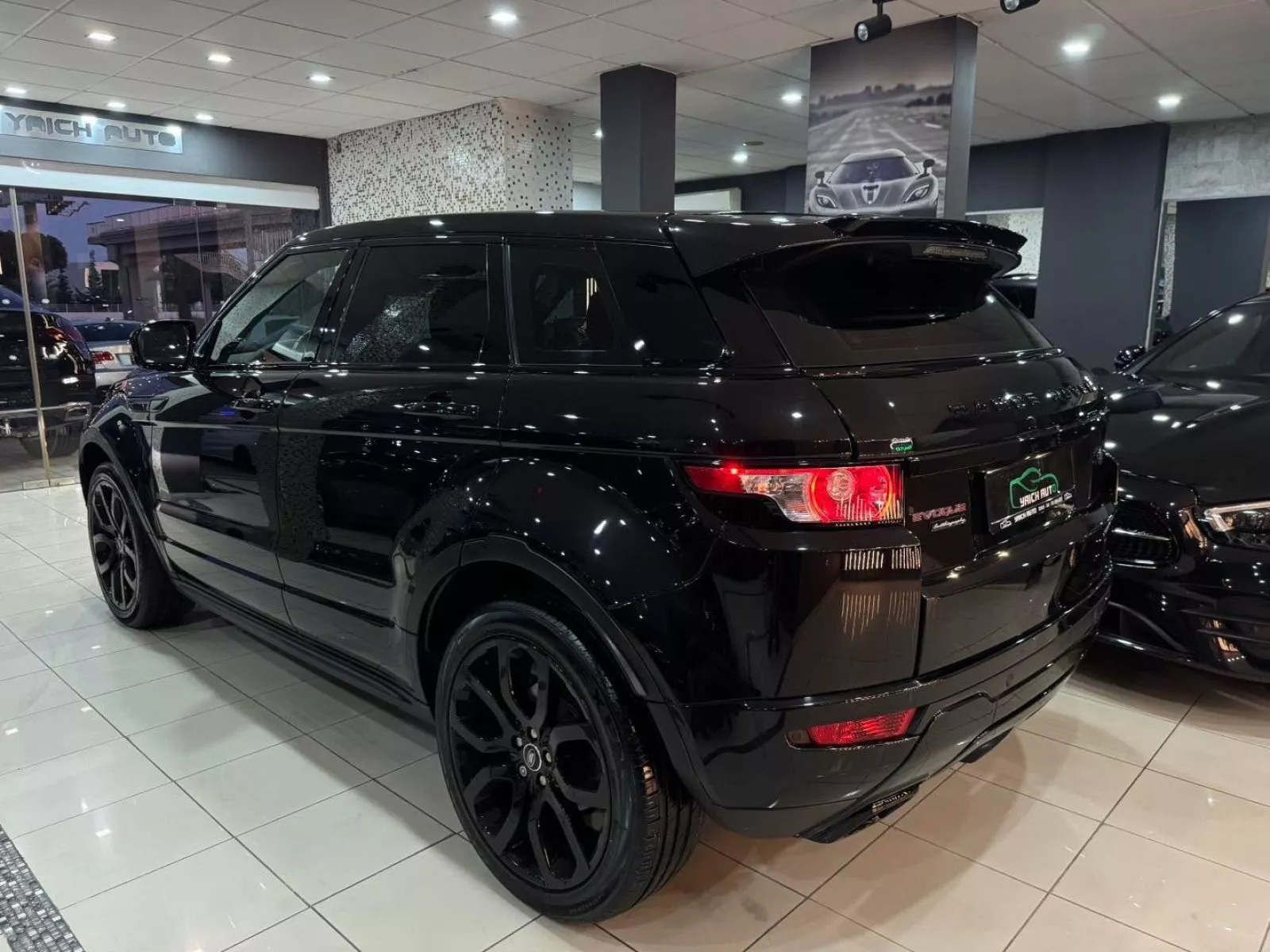 Land Rover Range Rover Evoque à Tunis - Photo 4