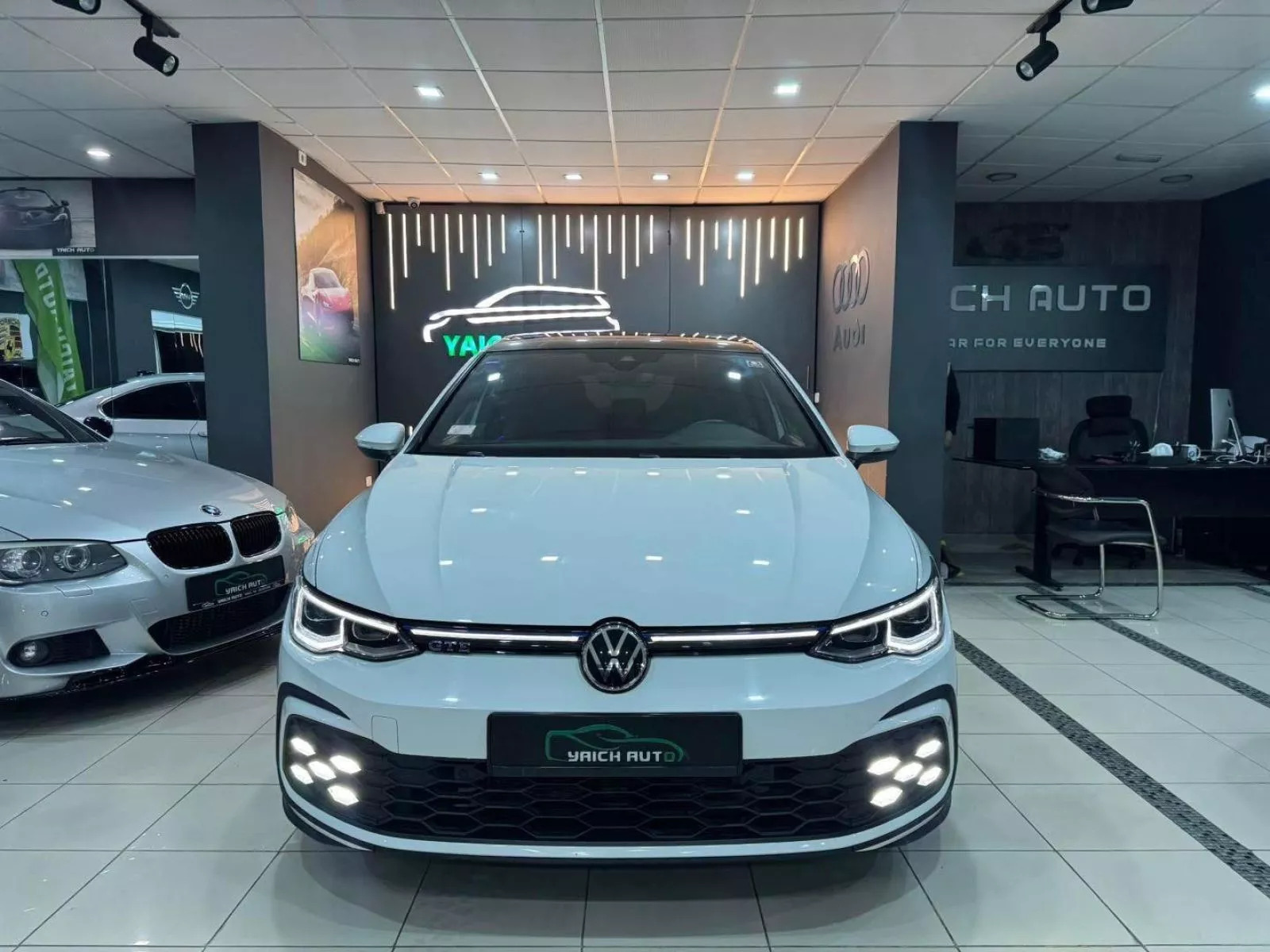 Volkswagen Golf 8 GTE à Tunis - Photo 2