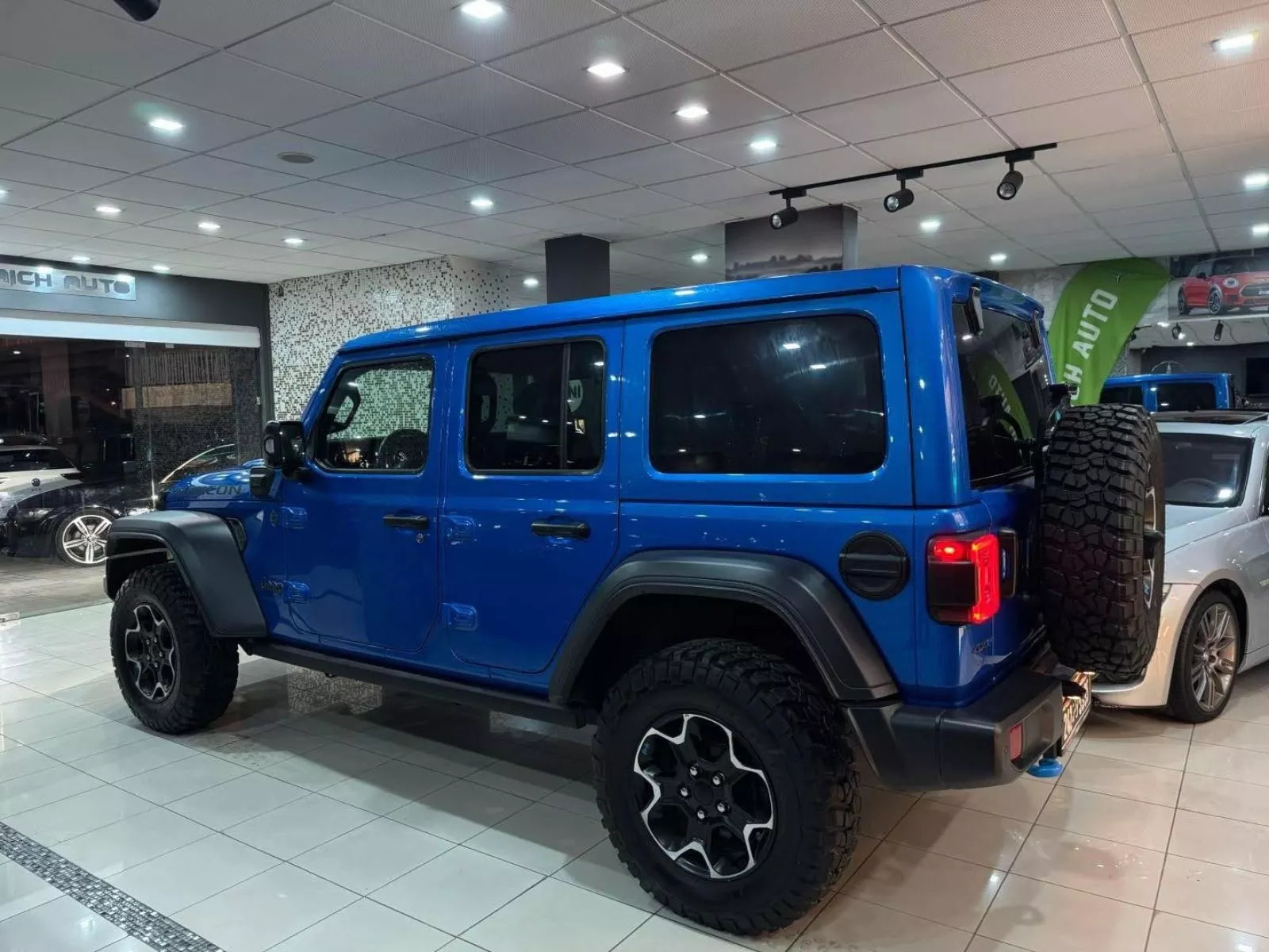 Jeep Wrangler Unlimited à Tunis - Photo 4