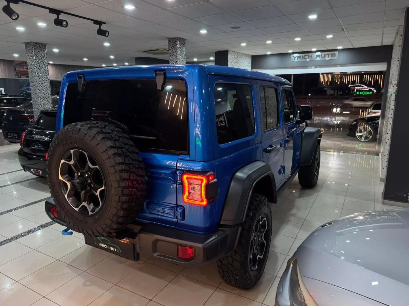 Jeep Wrangler Unlimited à Tunis - Photo 7
