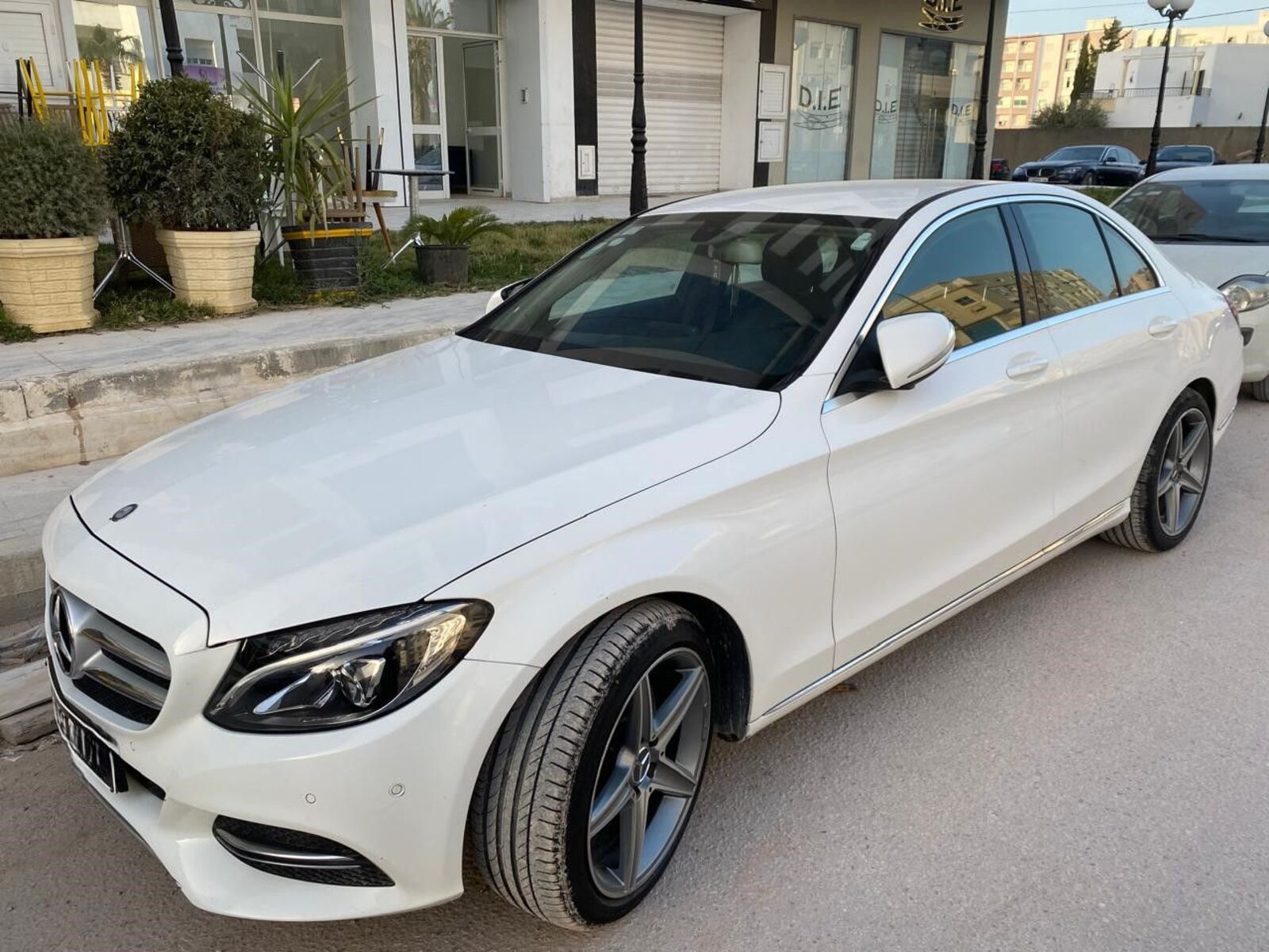 Mercedes-Benz Classe C AMG à Ariana - Photo 10