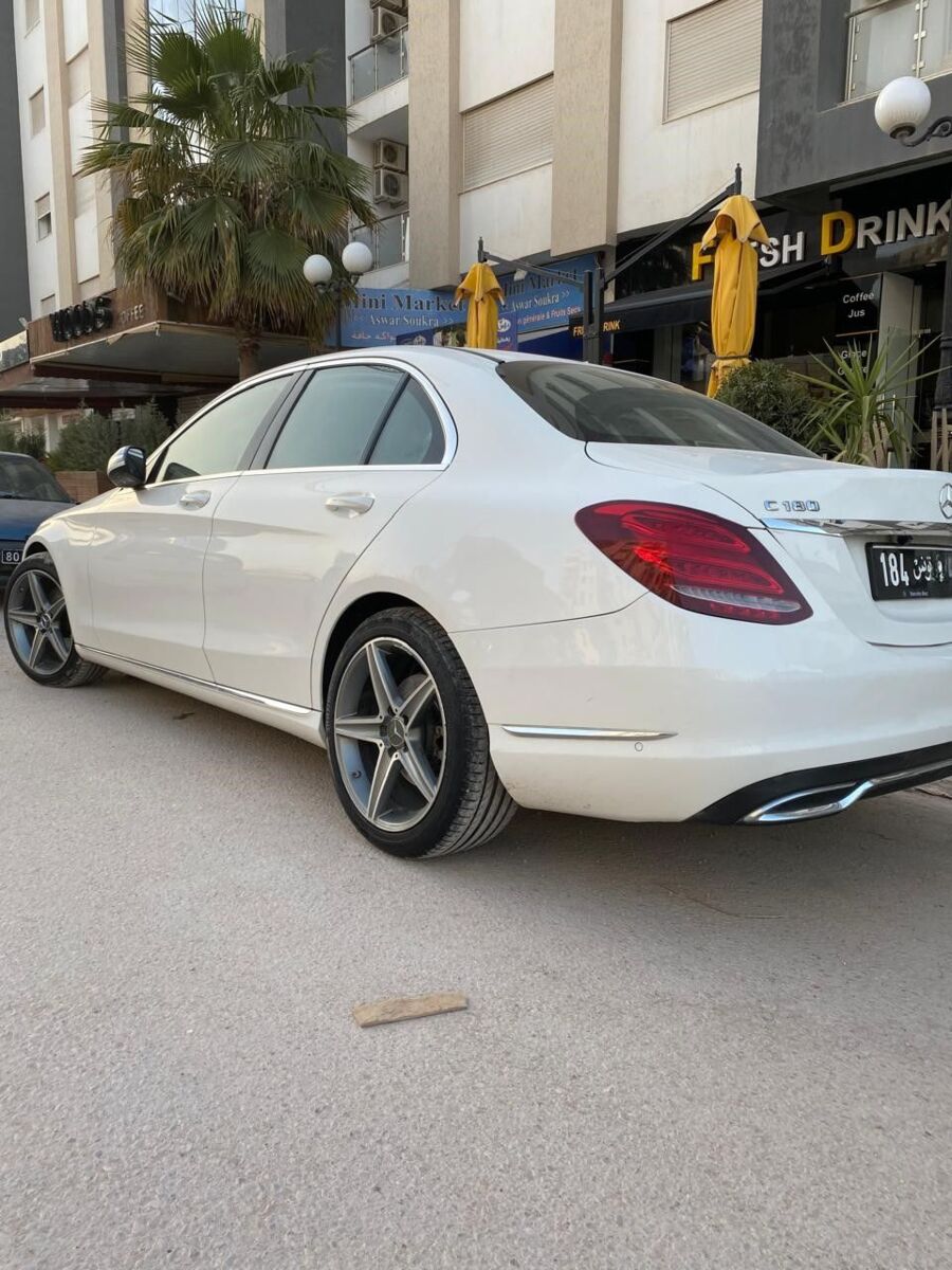 Mercedes-Benz Classe C AMG à Ariana - Photo 13