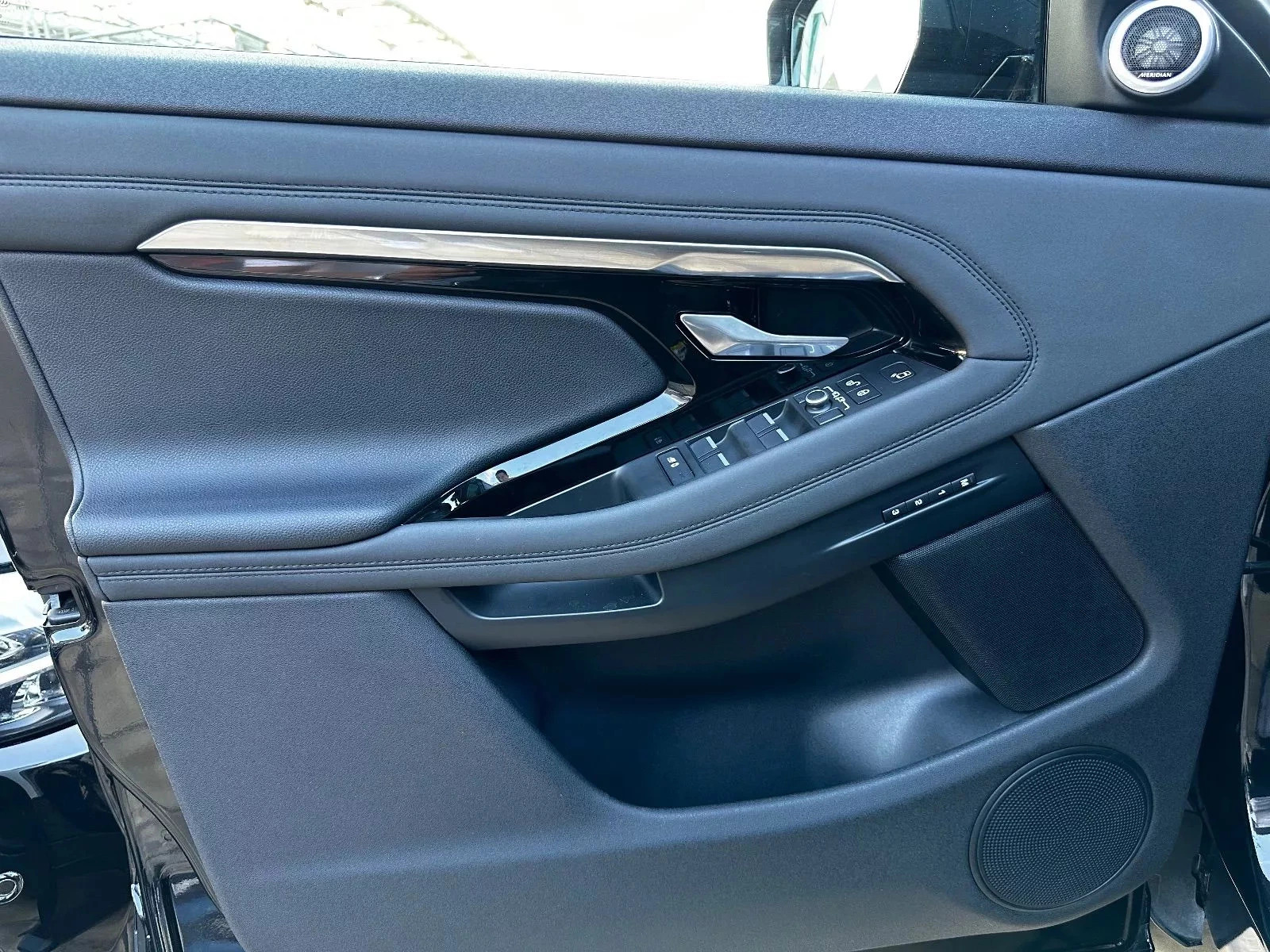 Land Rover Range Rover Evoque Dynamic SE à Tunis - Photo 11