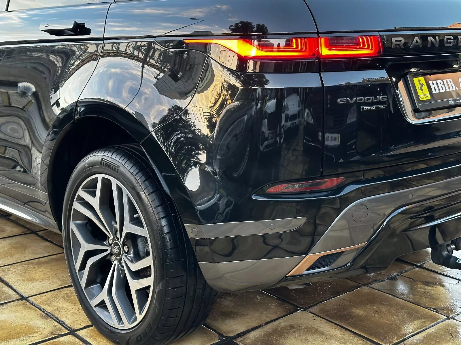 Land Rover Range Rover Evoque Hybride à Tunis - Photo 18
