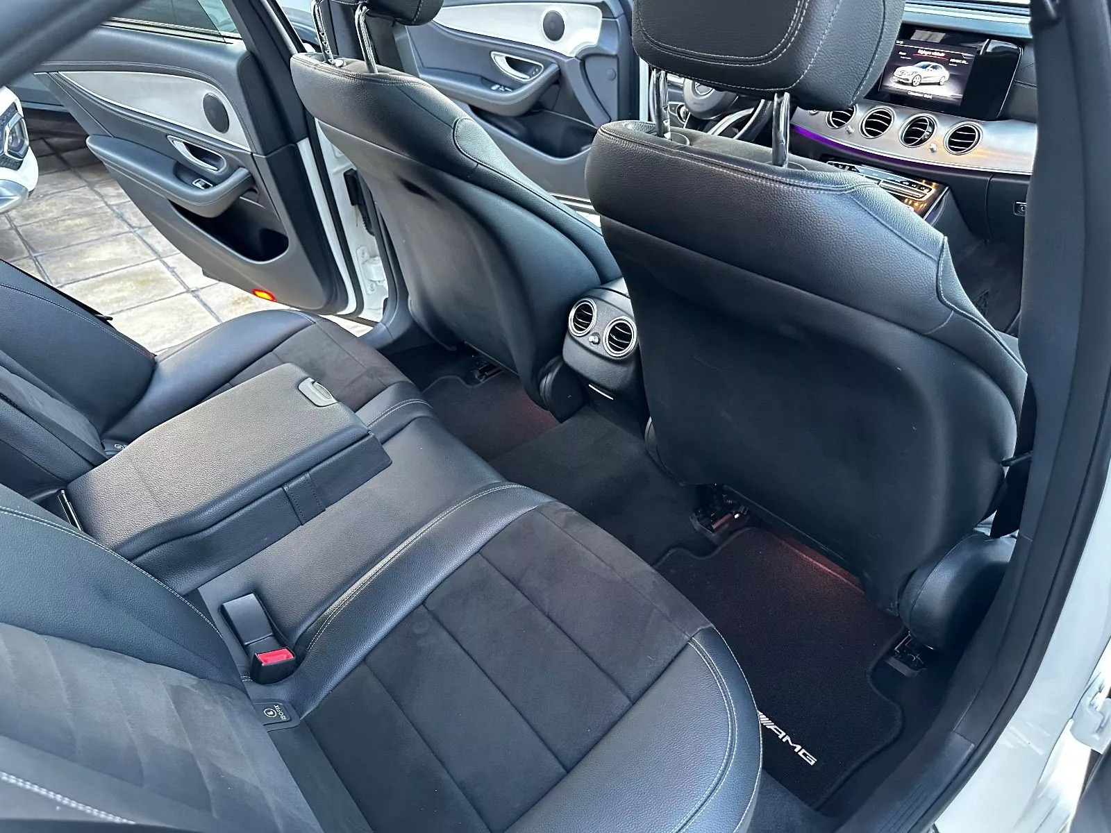 Mercedes-Benz Classe E Avantgarde à Tunis - Photo 21