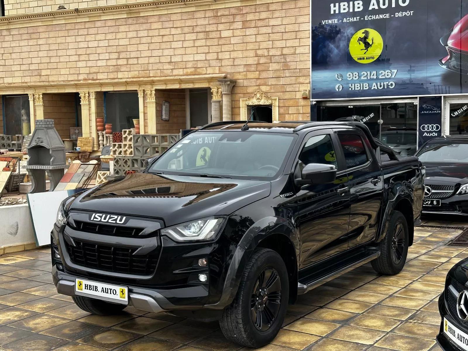 Isuzu D-Max Double Cabine V-Cross à Tunis - Photo 2