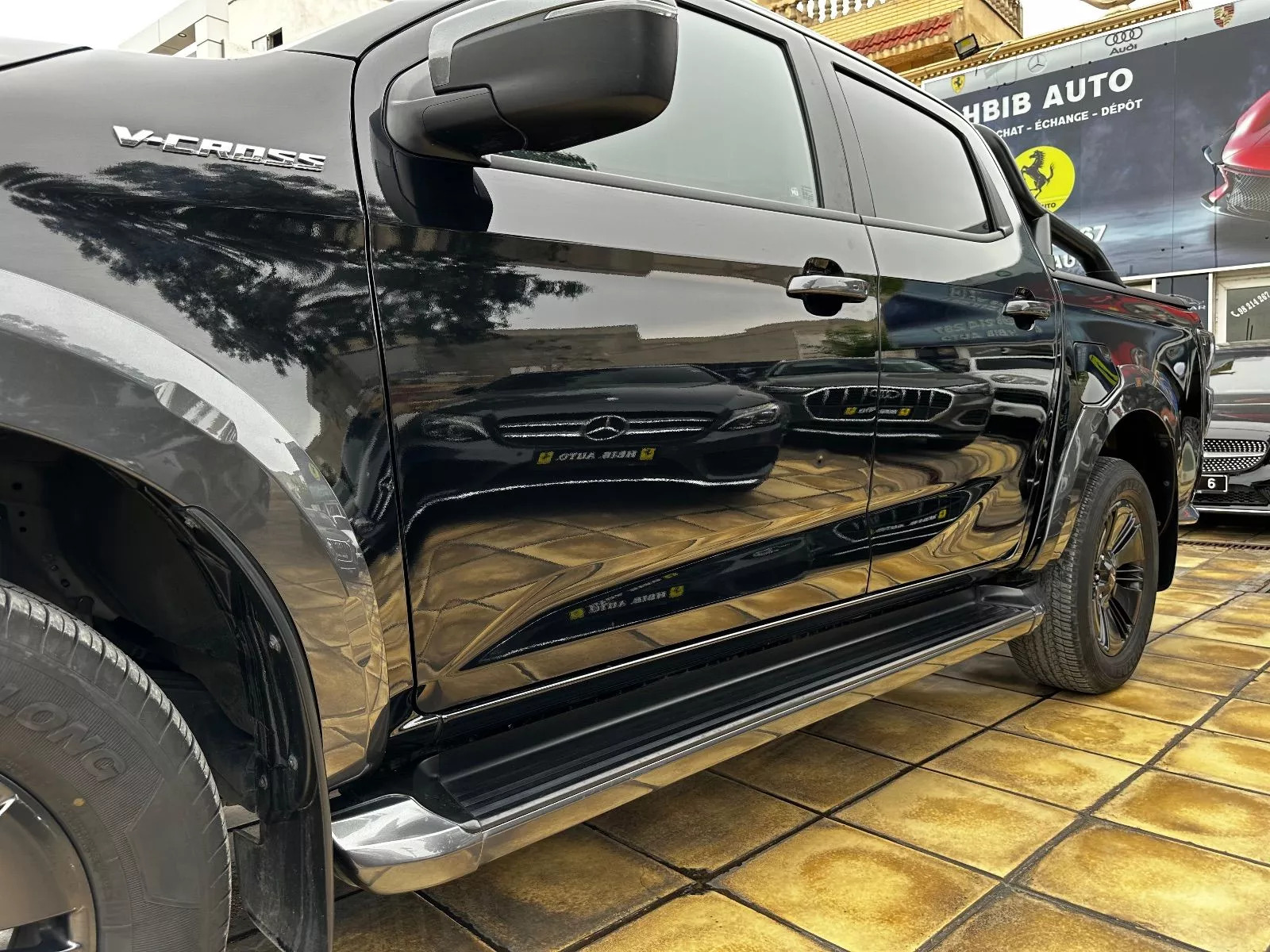 Isuzu D-Max Double Cabine V-Cross à Tunis - Photo 13