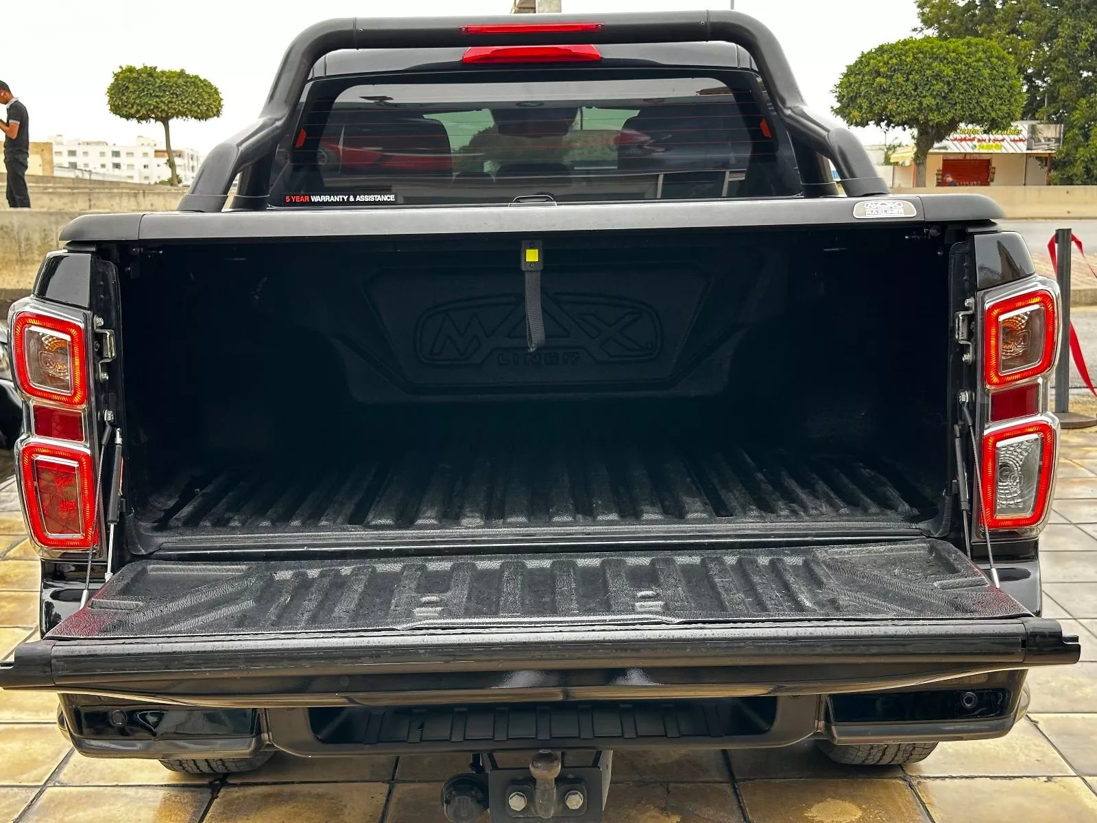 Isuzu D-Max Double Cabine V-Cross à Tunis - Photo 21