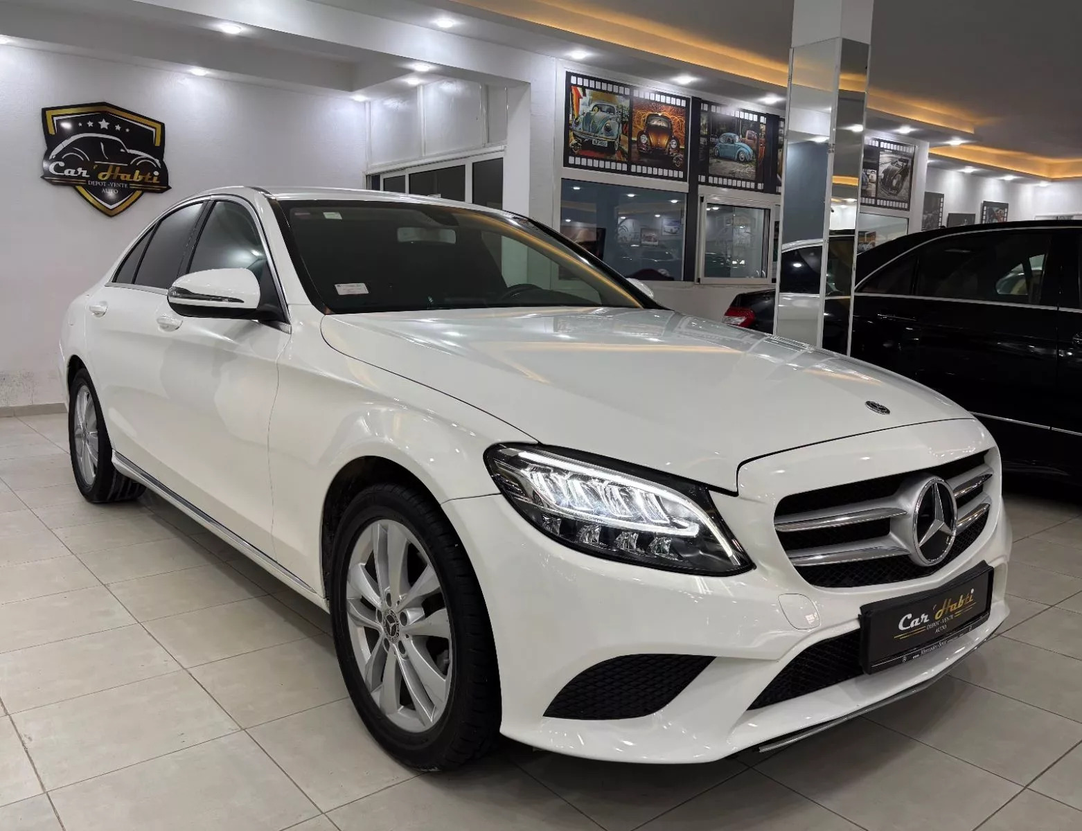 Mercedes-Benz Classe C à Tunis - Photo 2