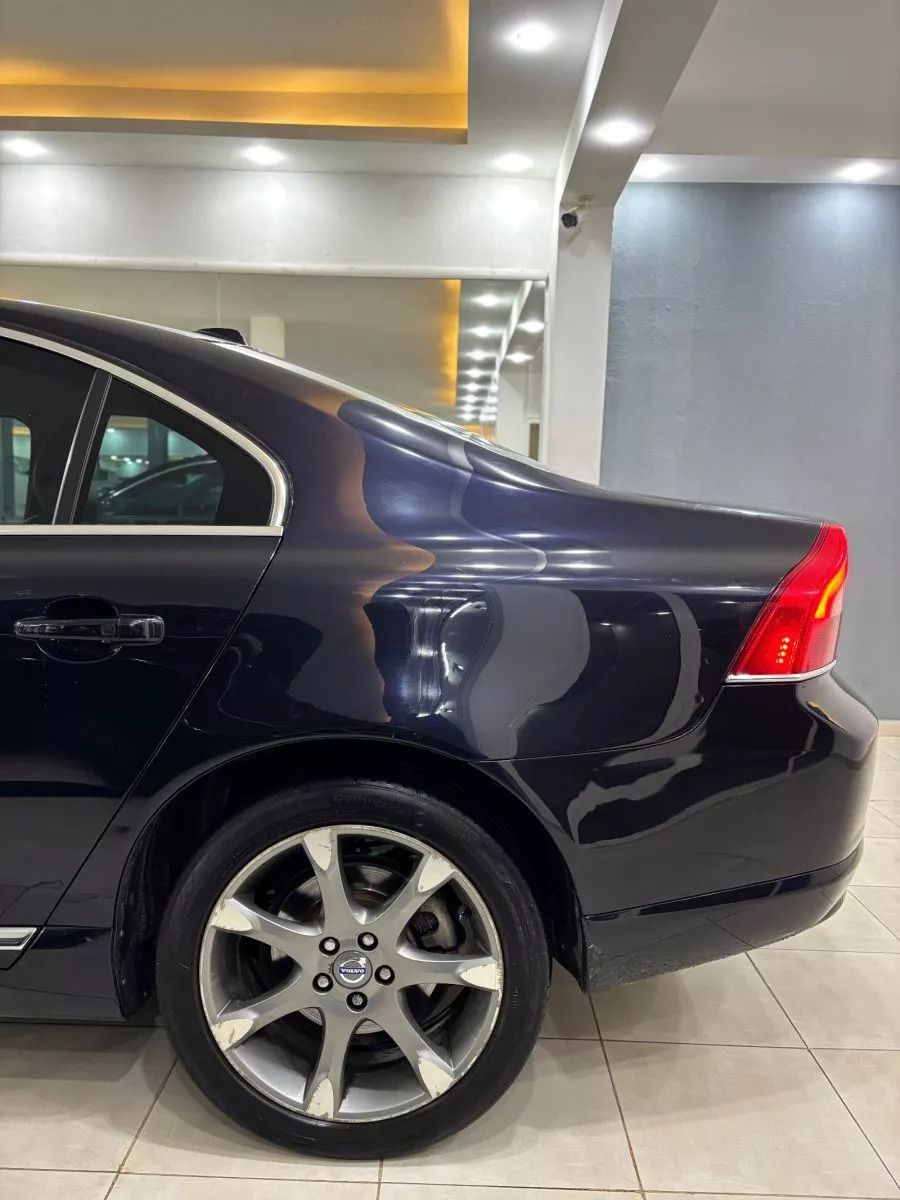 Volvo S80 à Ariana - Photo 15