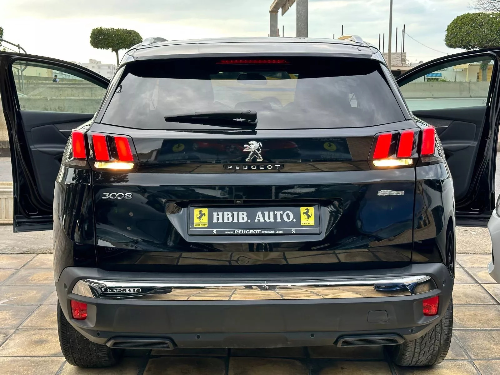 Peugeot 3008 GT à Ariana - Photo 4