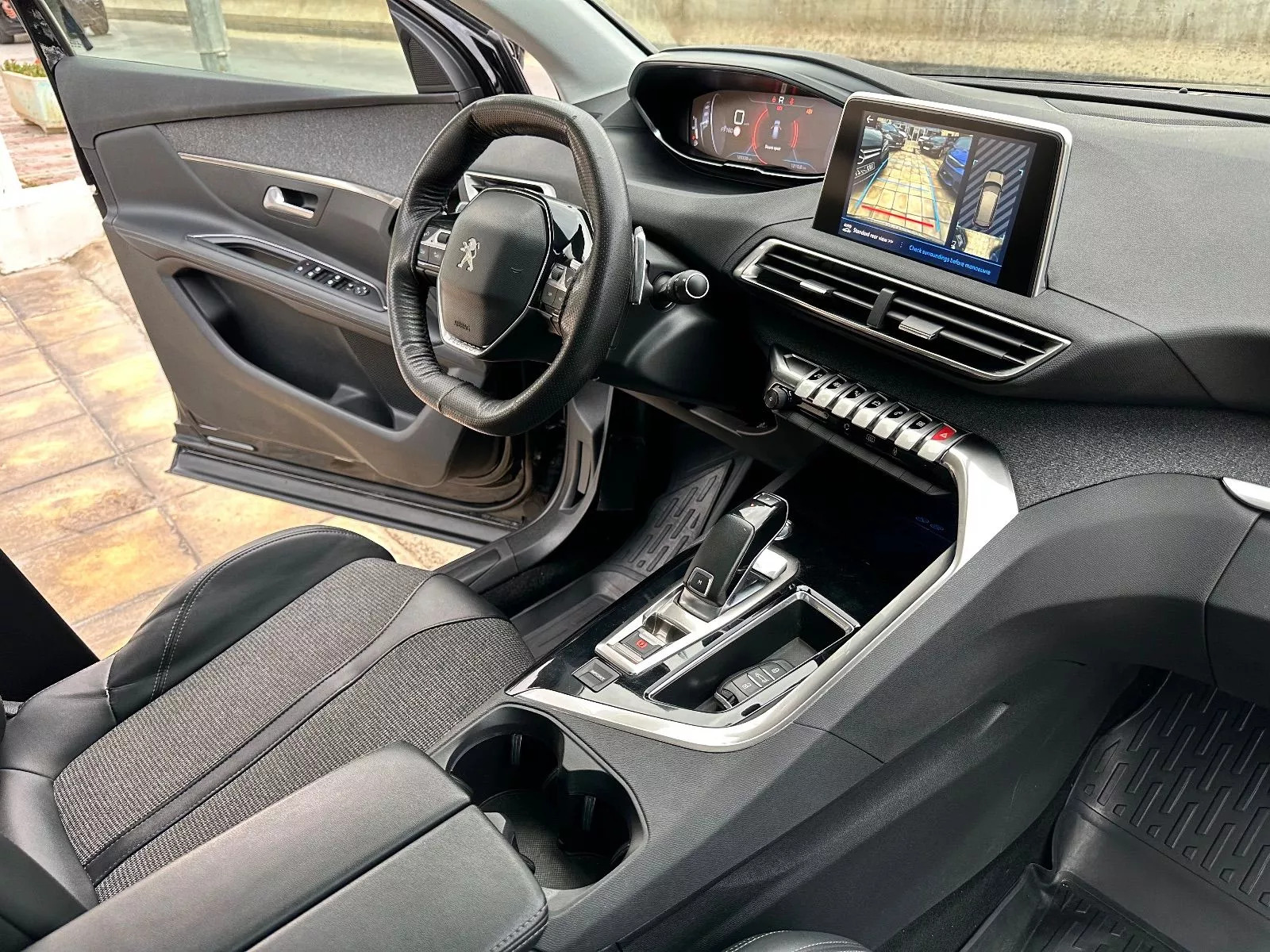 Peugeot 3008 GT à Ariana - Photo 6