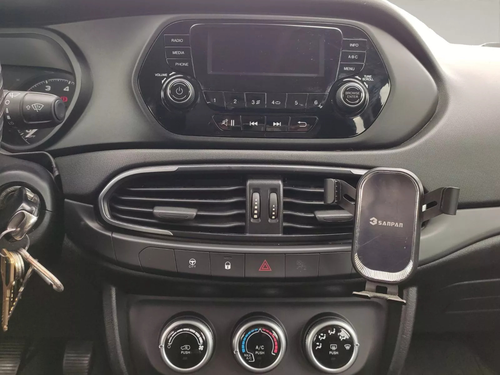 Fiat Tipo 5 portes Entry à Tunis - Photo 14