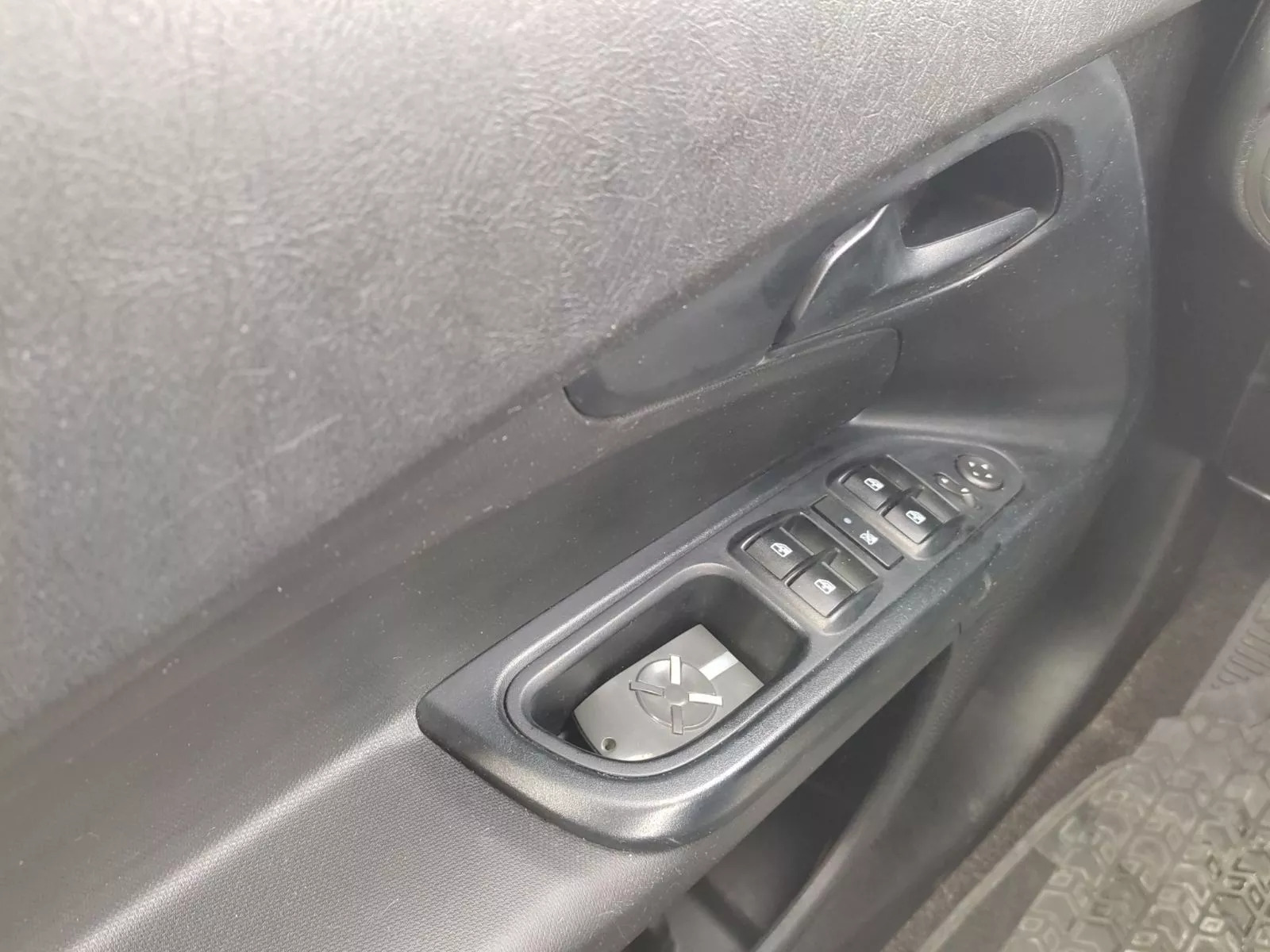 Fiat Tipo 5 portes Entry à Tunis - Photo 21