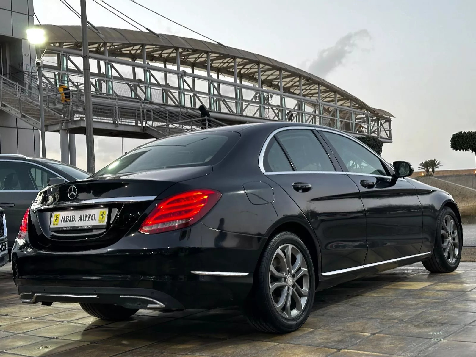 Mercedes-Benz Classe C Avantgarde à Tunis - Photo 6