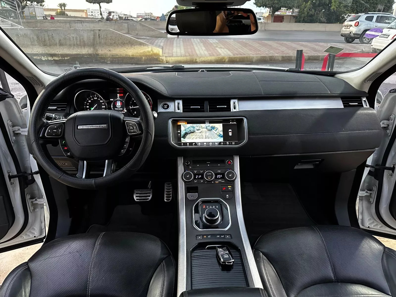 Land Rover Range Rover Evoque Pure à Ariana - Photo 12