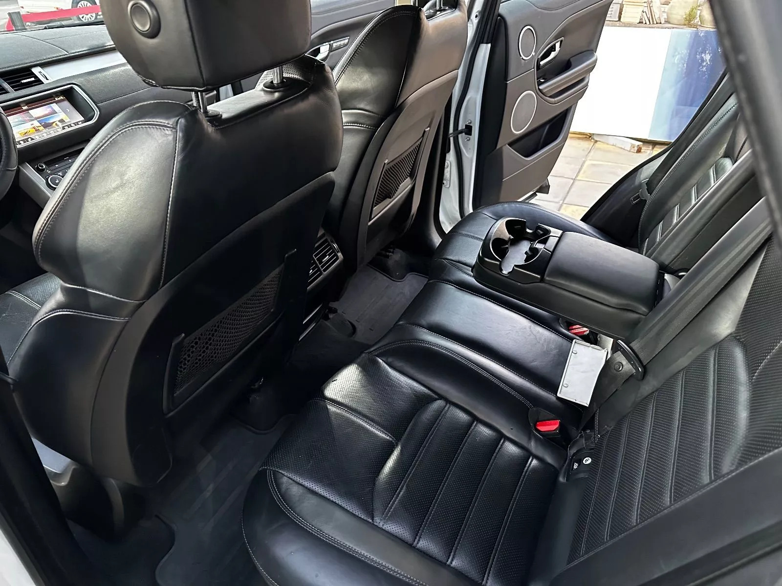 Land Rover Range Rover Evoque Pure à Ariana - Photo 17