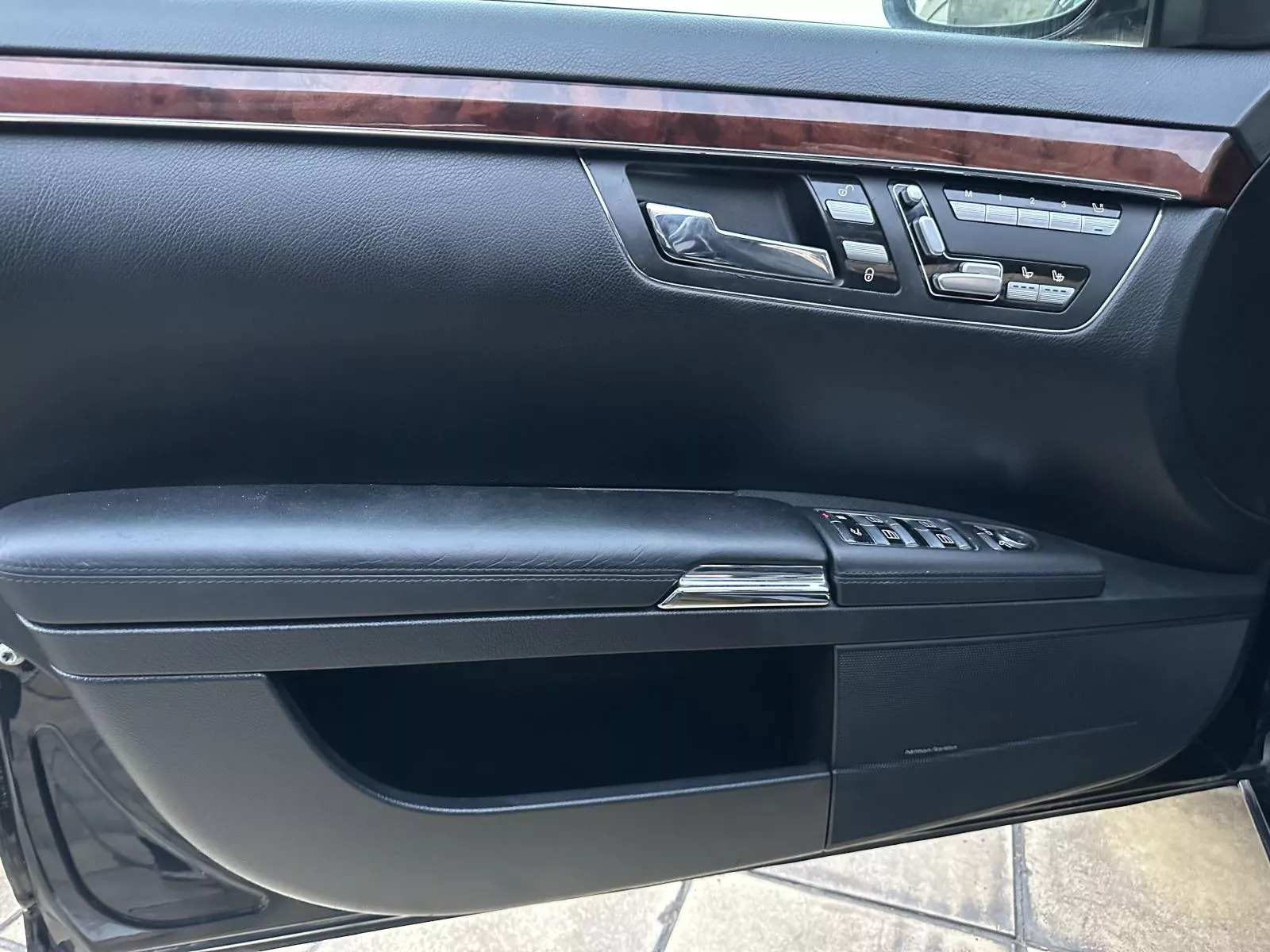 Mercedes-Benz Classe S à Ben Arous - Photo 24