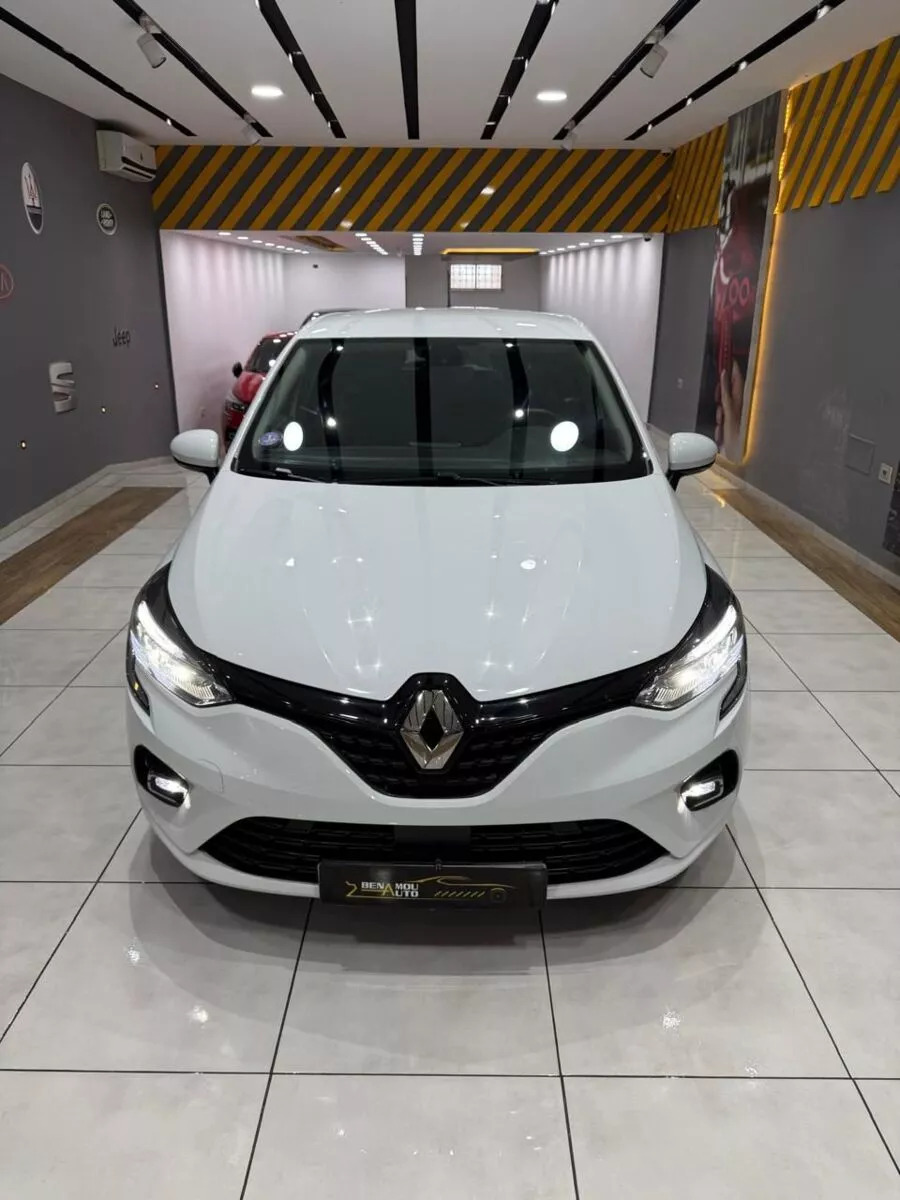Renault Clio Life Plus à Tunis - Photo 1