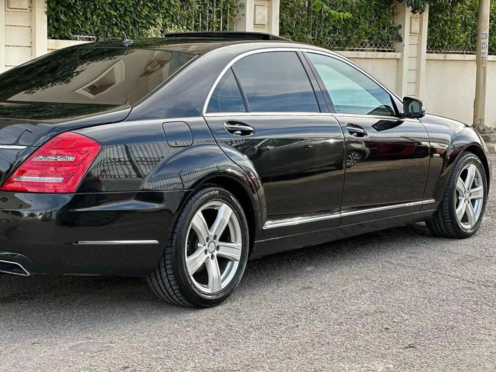 Mercedes-Benz Classe S à Tunis - Photo 3