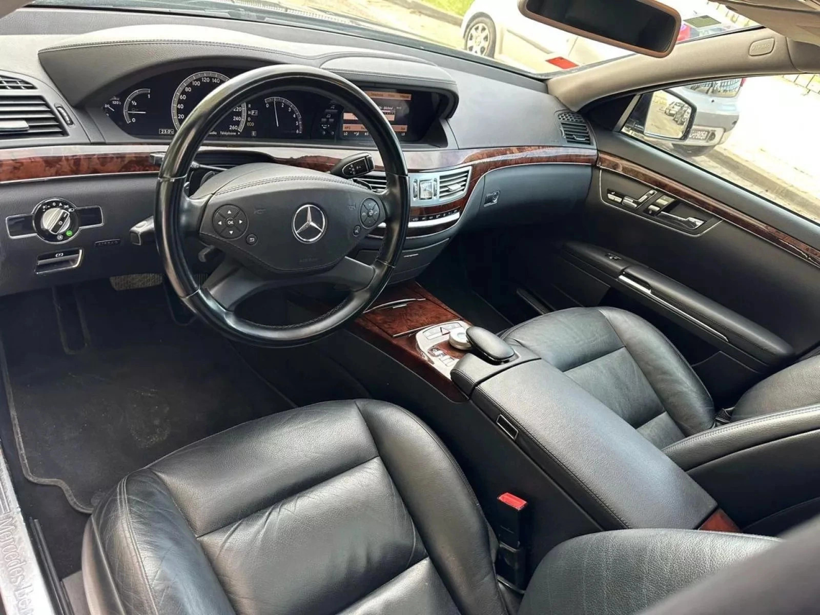 Mercedes-Benz Classe S à Tunis - Photo 6