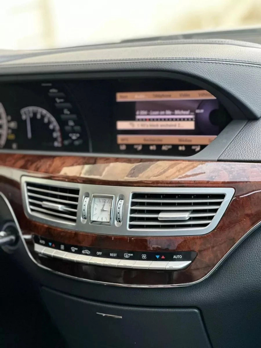 Mercedes-Benz Classe S à Tunis - Photo 8
