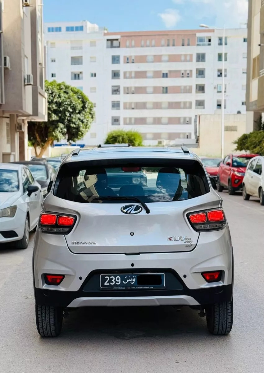 Mahindra KUV 100 K8 à Tunis - Photo 7