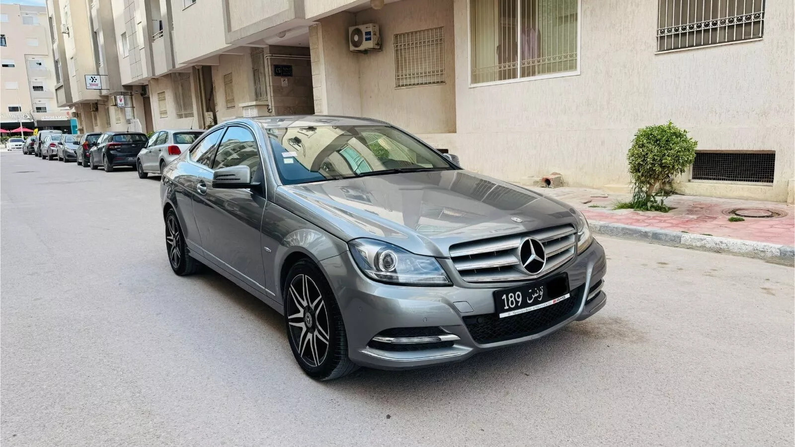 Mercedes-Benz Classe C coupé AMG à Tunis - Photo 6