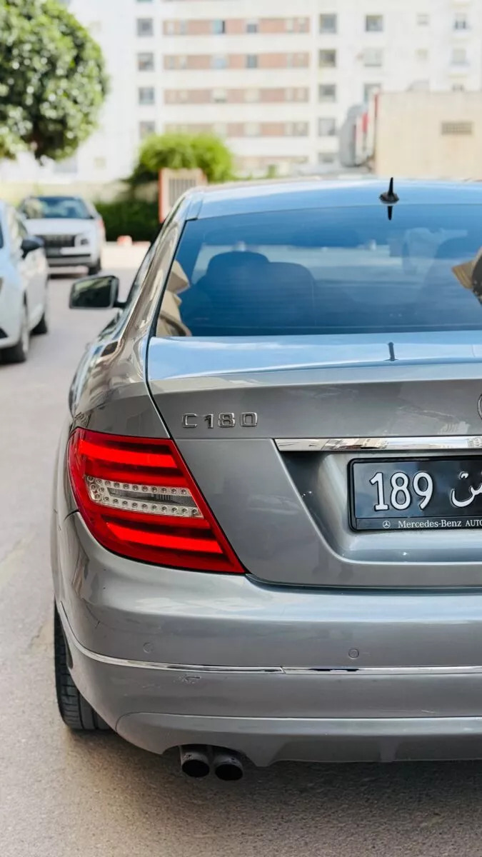 Mercedes-Benz Classe C coupé AMG à Tunis - Photo 9