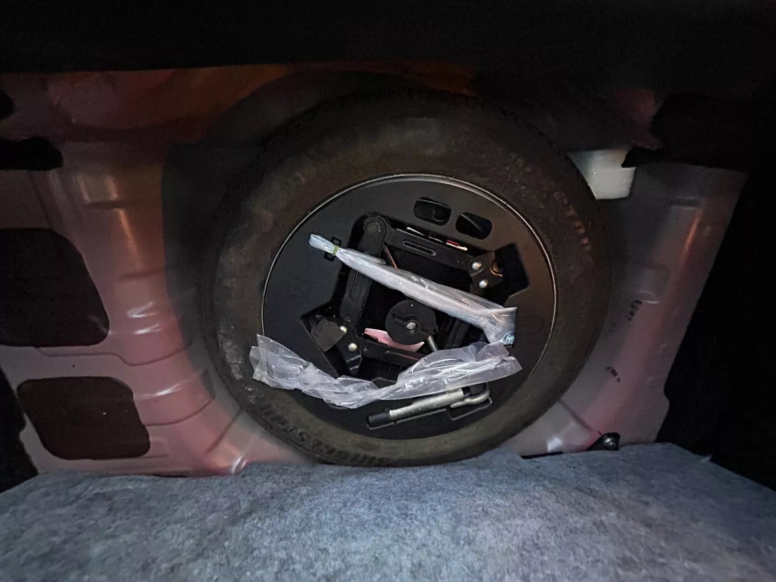 Mahindra KUV 100 K8 à Tunis - Photo 9