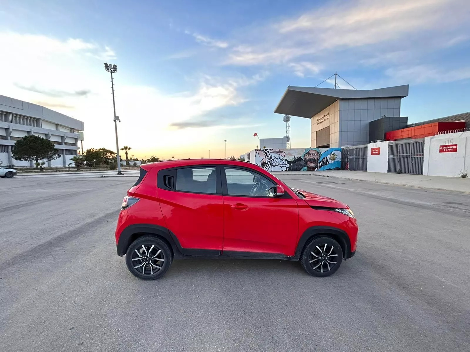 Mahindra KUV 100 K8 à Tunis - Photo 10