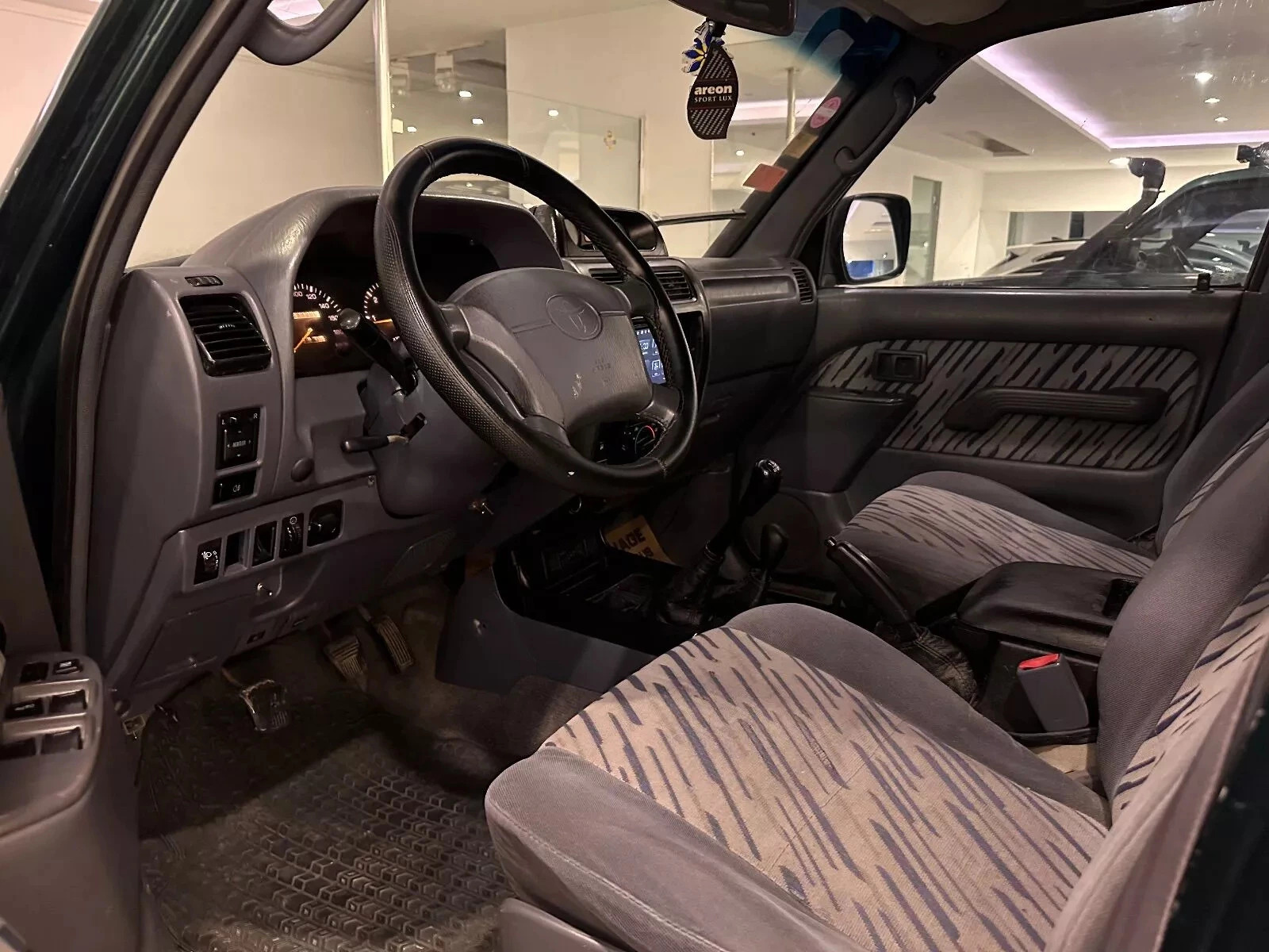 Toyota Prado à Ariana - Photo 6
