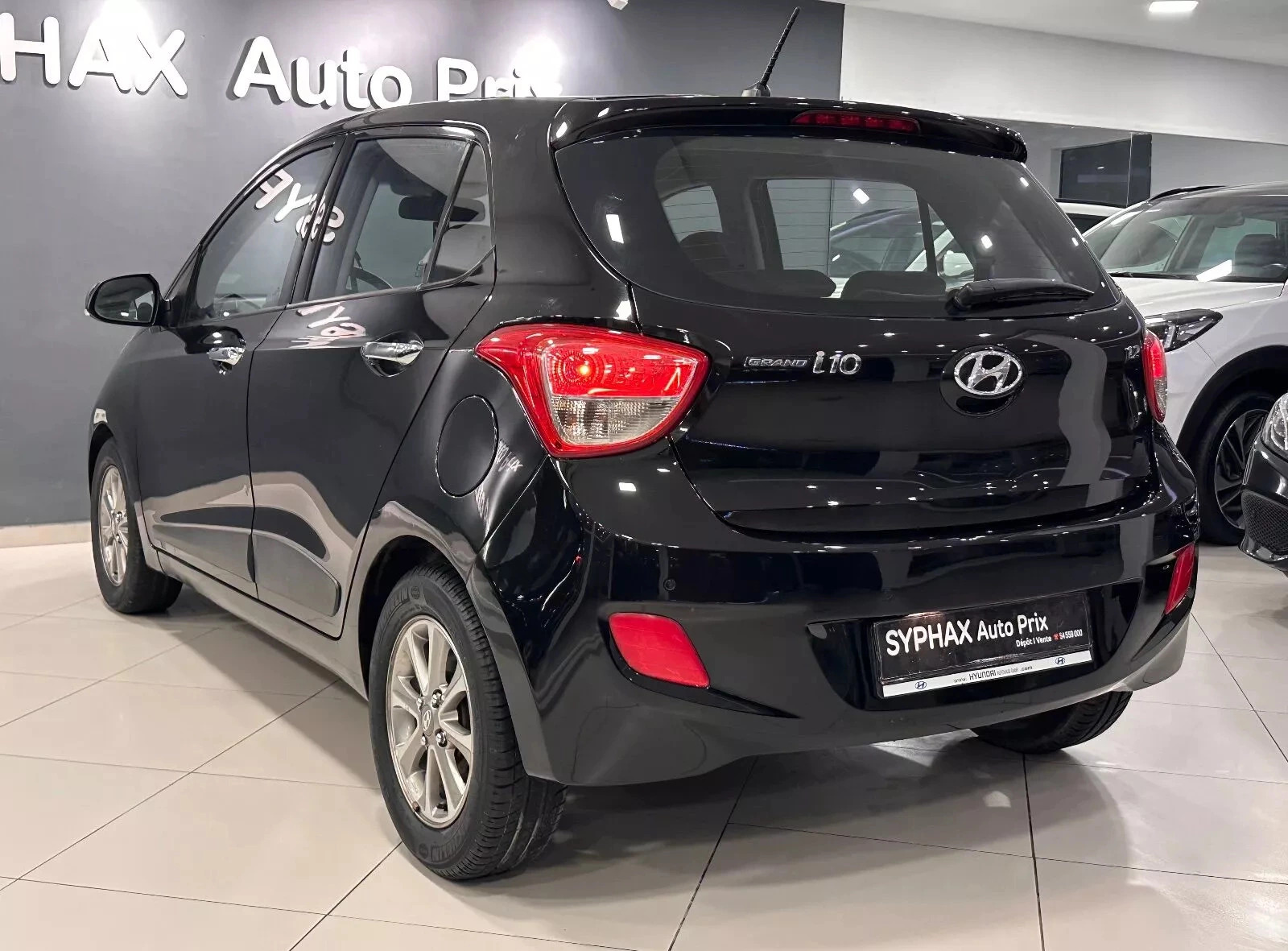 Hyundai Grand i10 GLS HG à Tunis - Photo 4