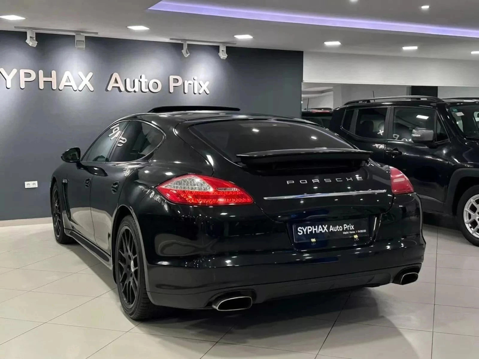 Porsche Panamera à Tunis - Photo 2