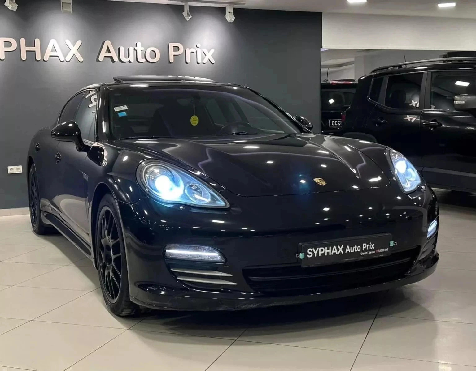 Porsche Panamera à Tunis - Photo 3