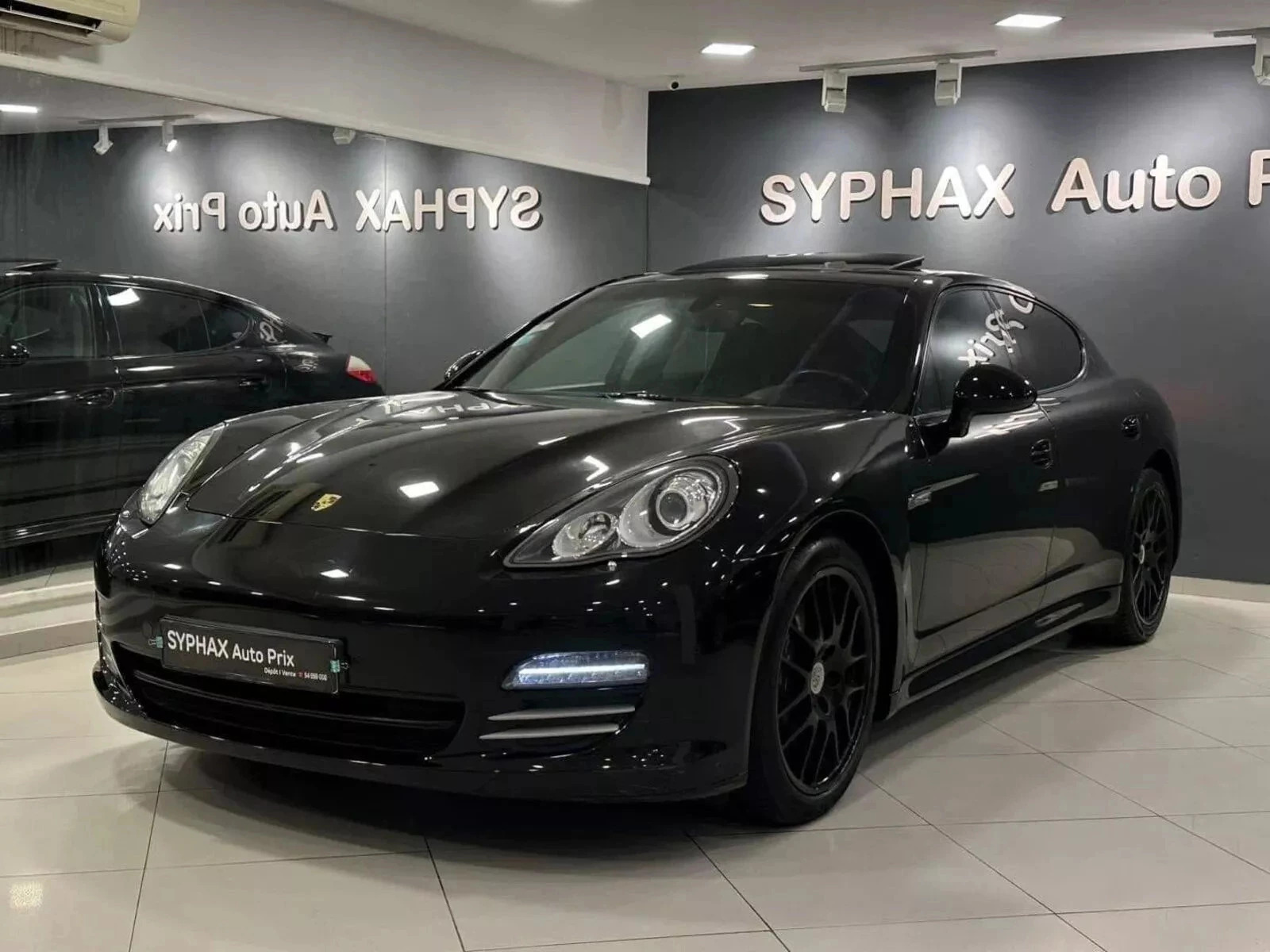 Porsche Panamera à Tunis - Photo 6