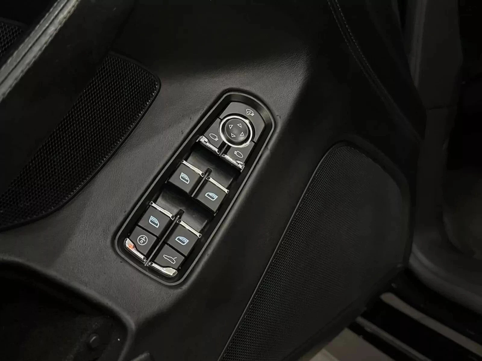 Porsche Panamera à Tunis - Photo 18