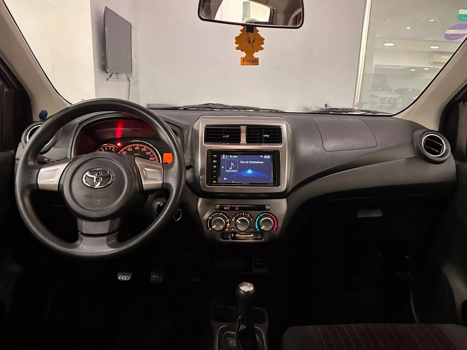 Toyota Agya à Tunis - Photo 9