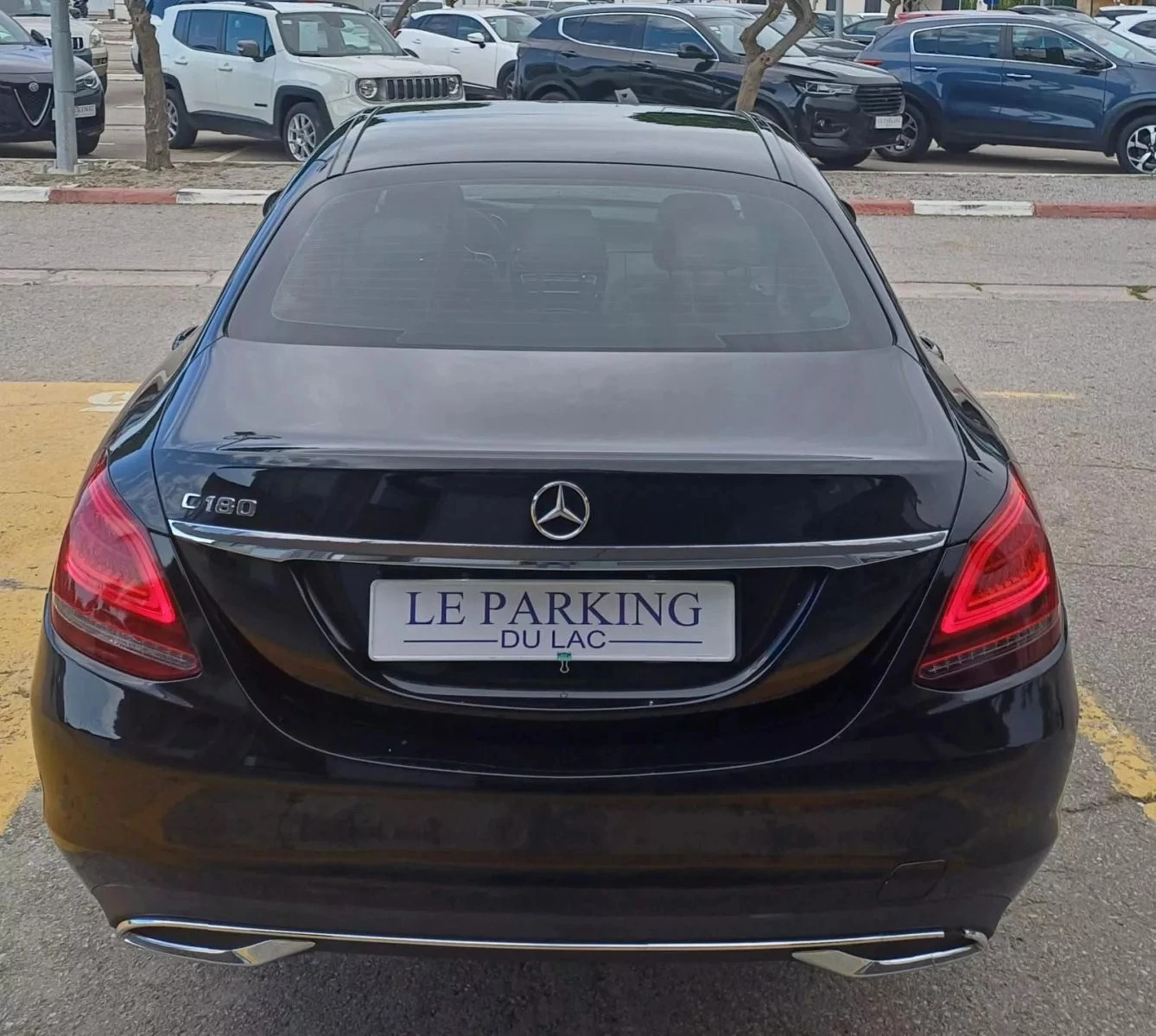 Mercedes-Benz Classe C C180 à Ben Arous - Photo 3