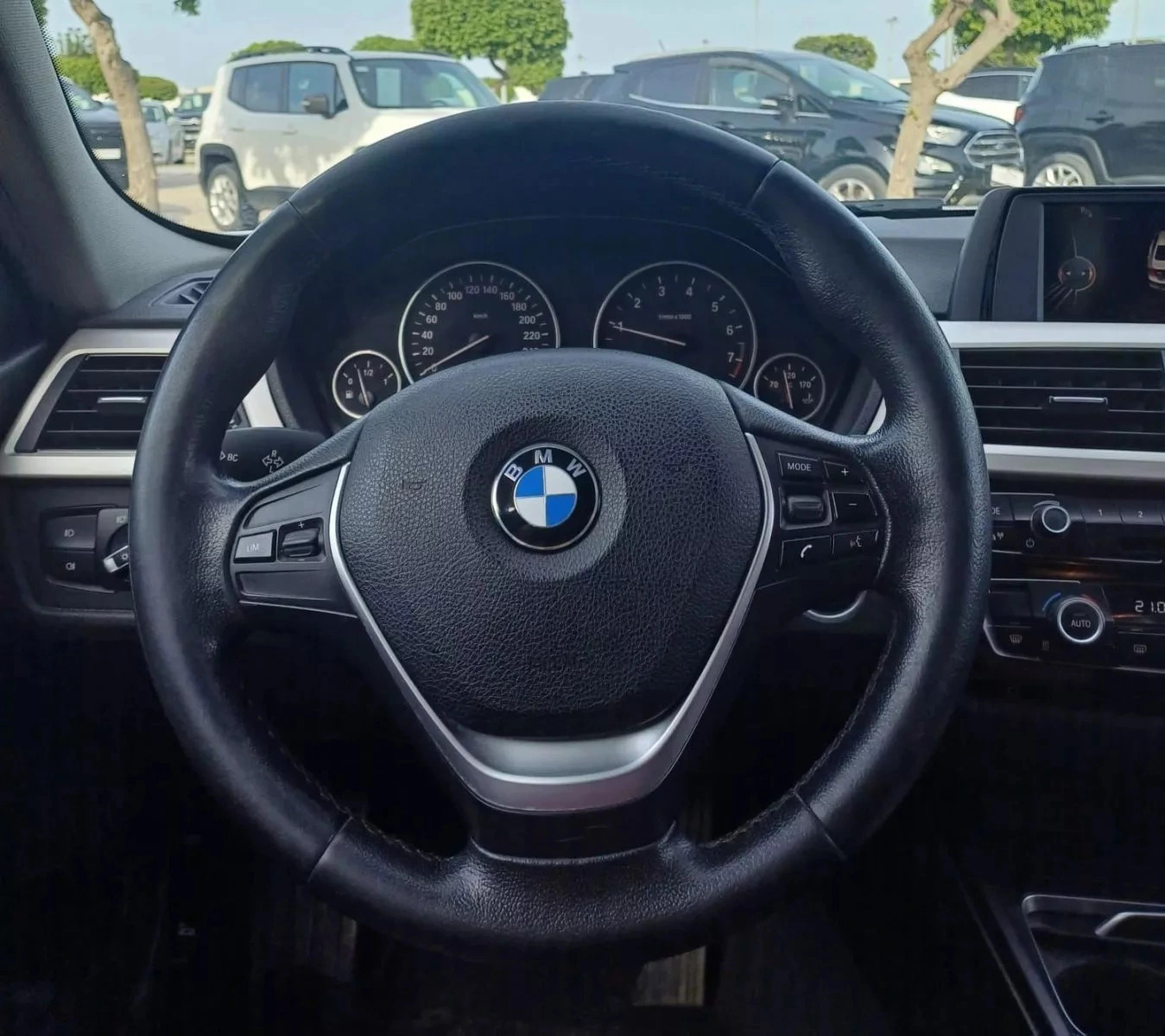 BMW Série 3 à Ben Arous - Photo 10