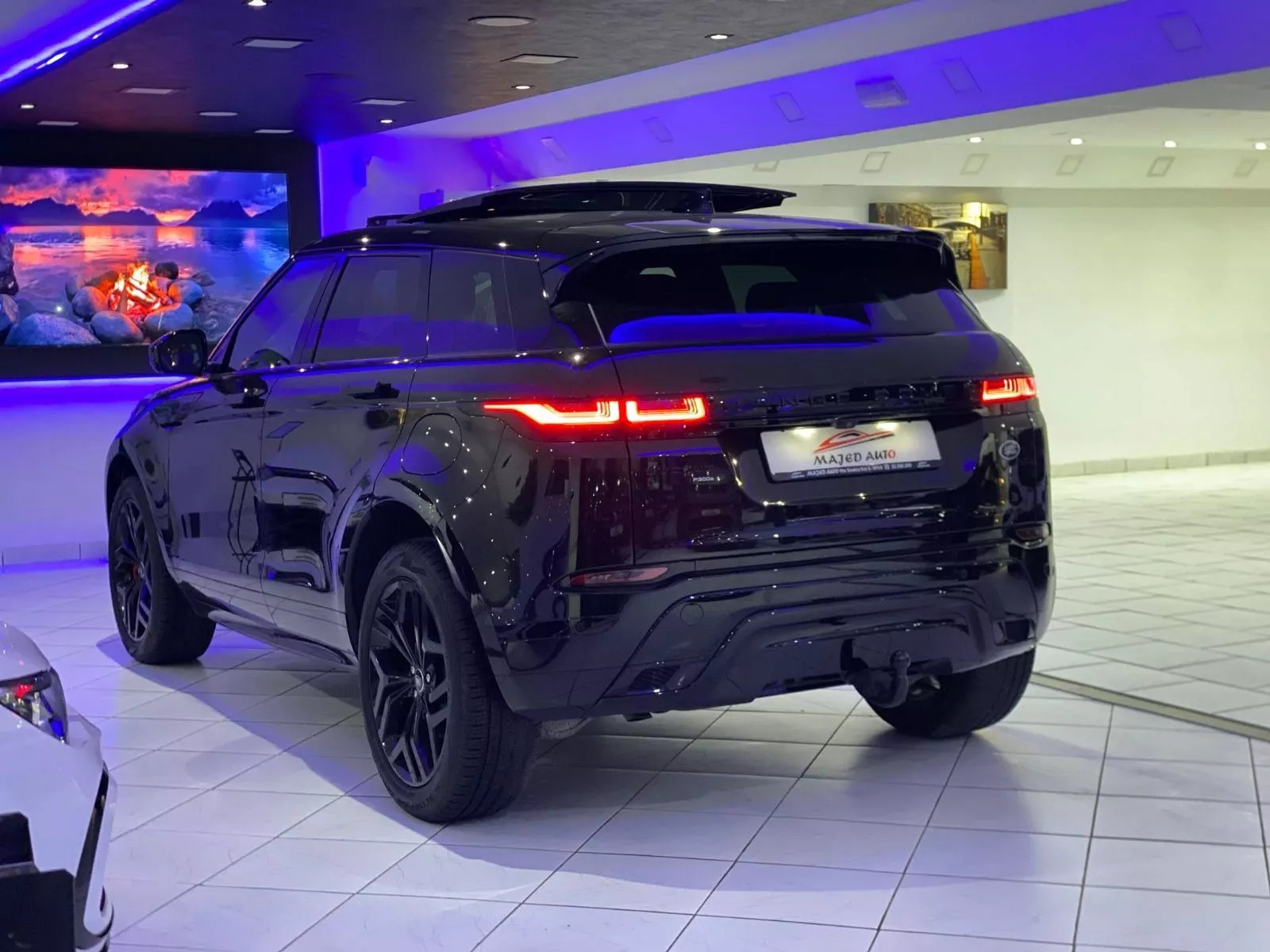 Land Rover Range Rover Evoque R-Dynamic S à Tunis - Photo 1