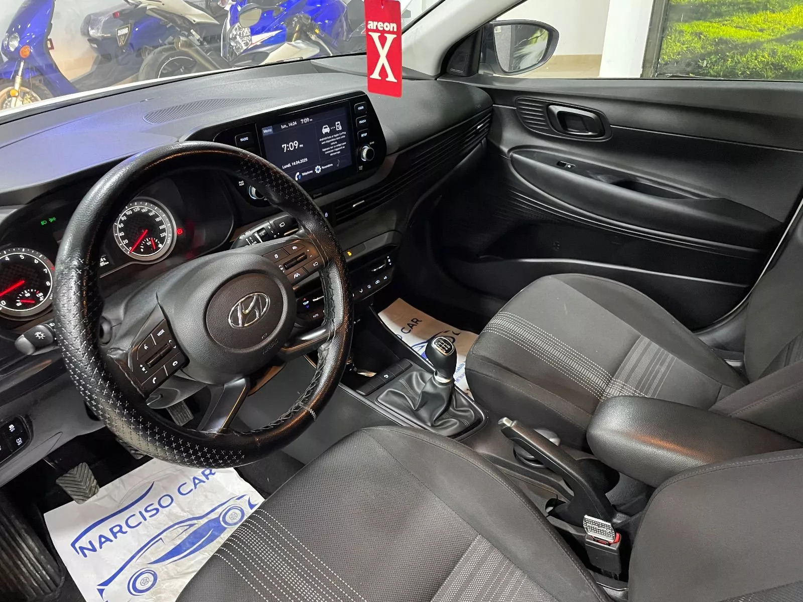 Hyundai i20 High Grade à Tunis - Photo 3