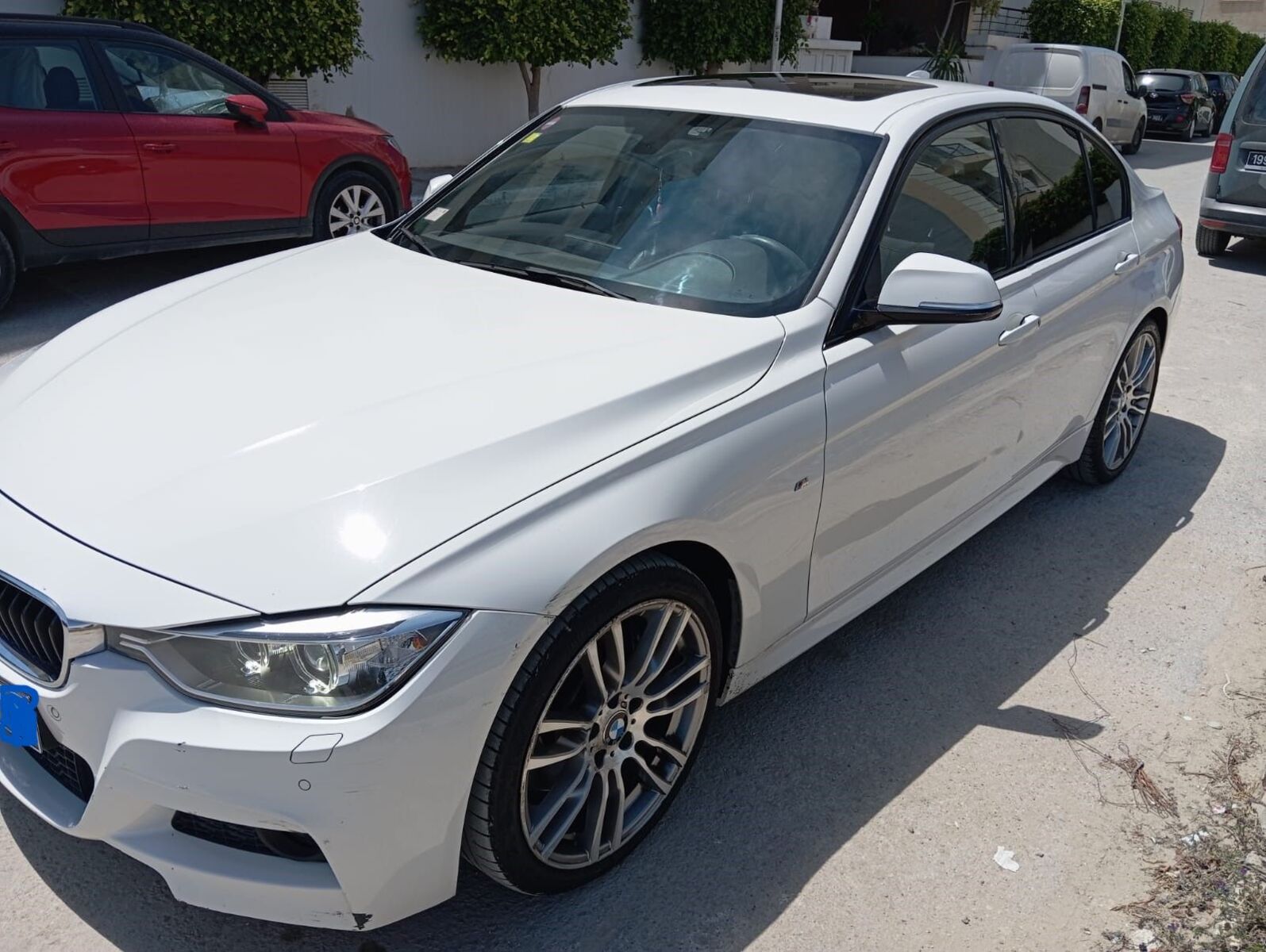 BMW Série 3 Access Plus Luxury Line à Tunis - Photo 1