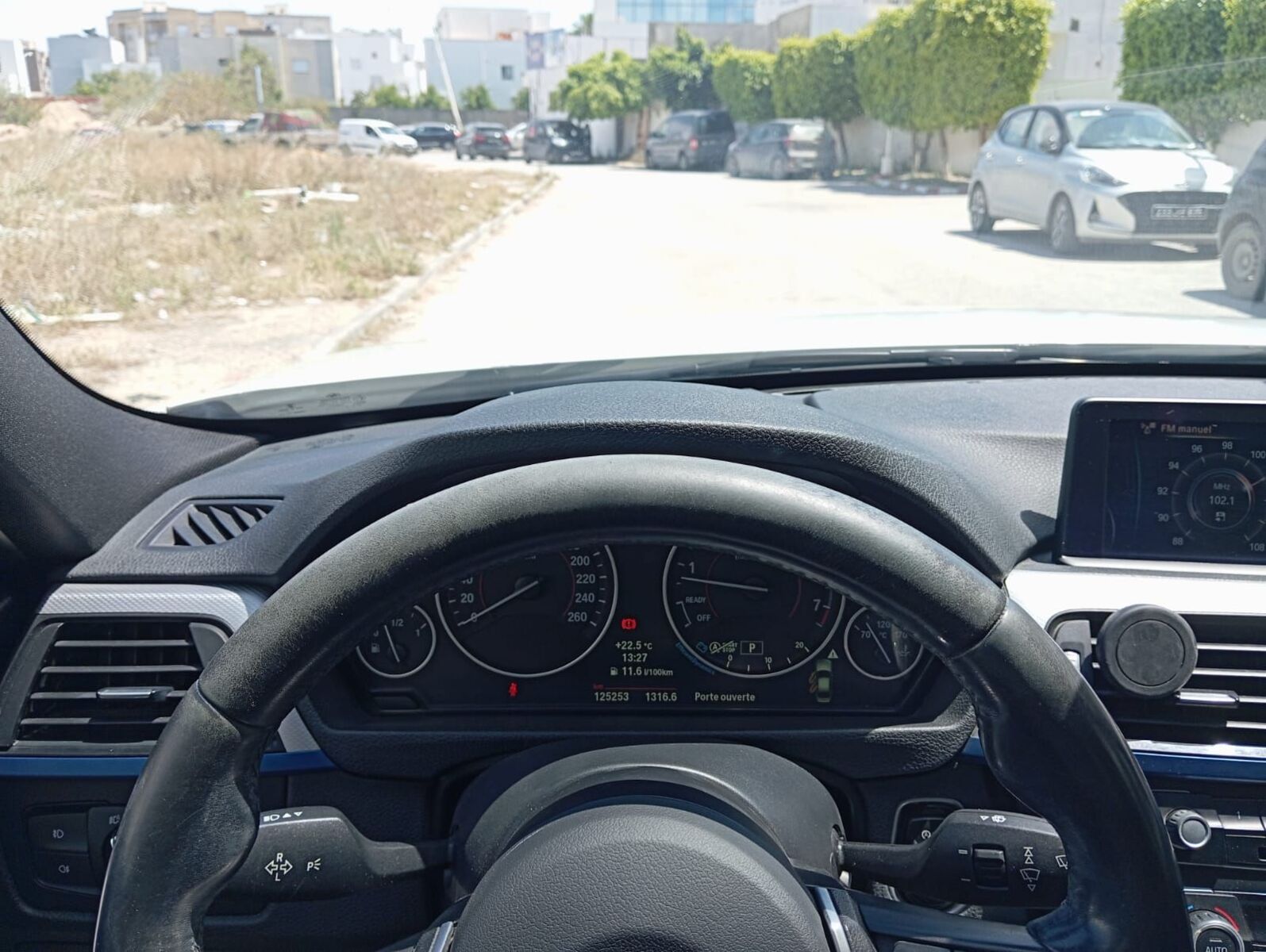 BMW Série 3 Access Plus Luxury Line à Tunis - Photo 6