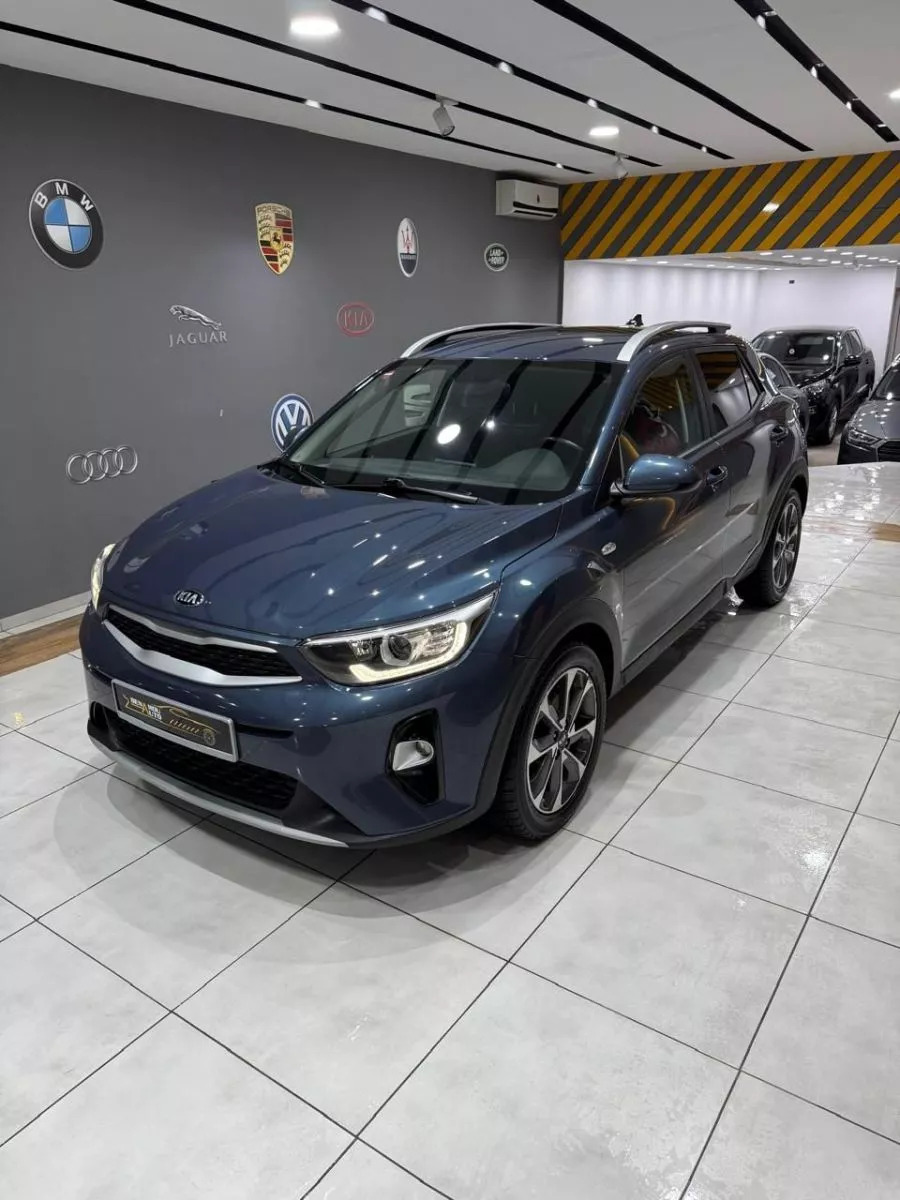 KIA Stonic PLATINUM EDITION à Nabeul - Photo 2