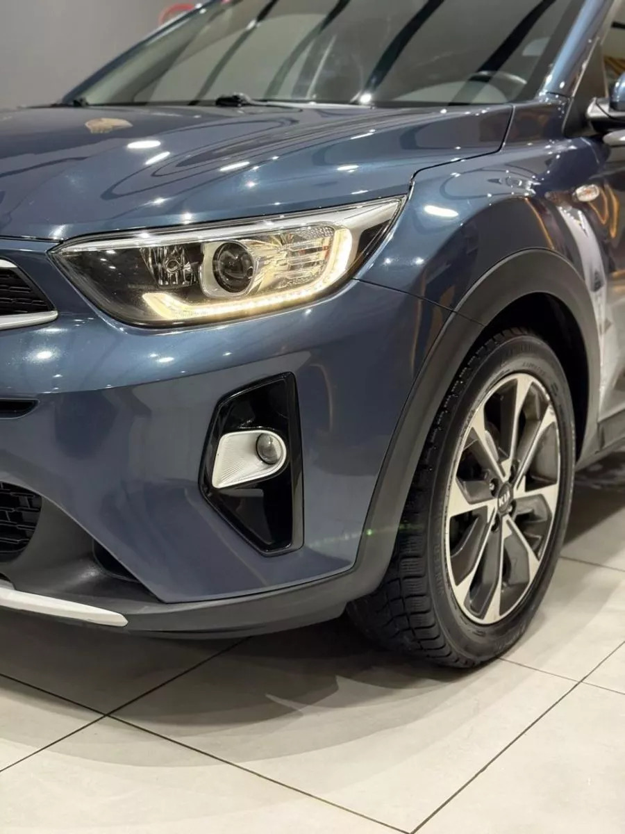 KIA Stonic PLATINUM EDITION à Nabeul - Photo 3