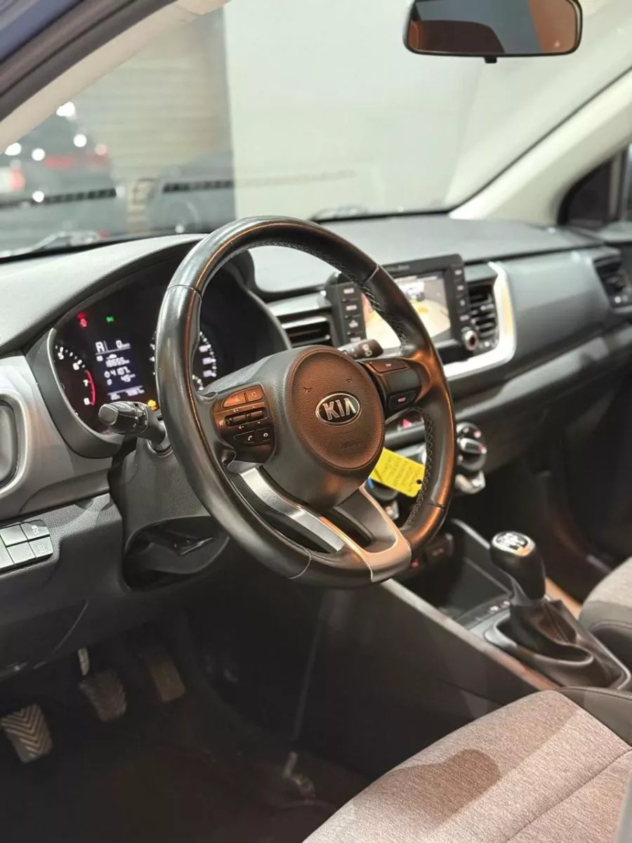 KIA Stonic PLATINUM EDITION à Nabeul - Photo 17
